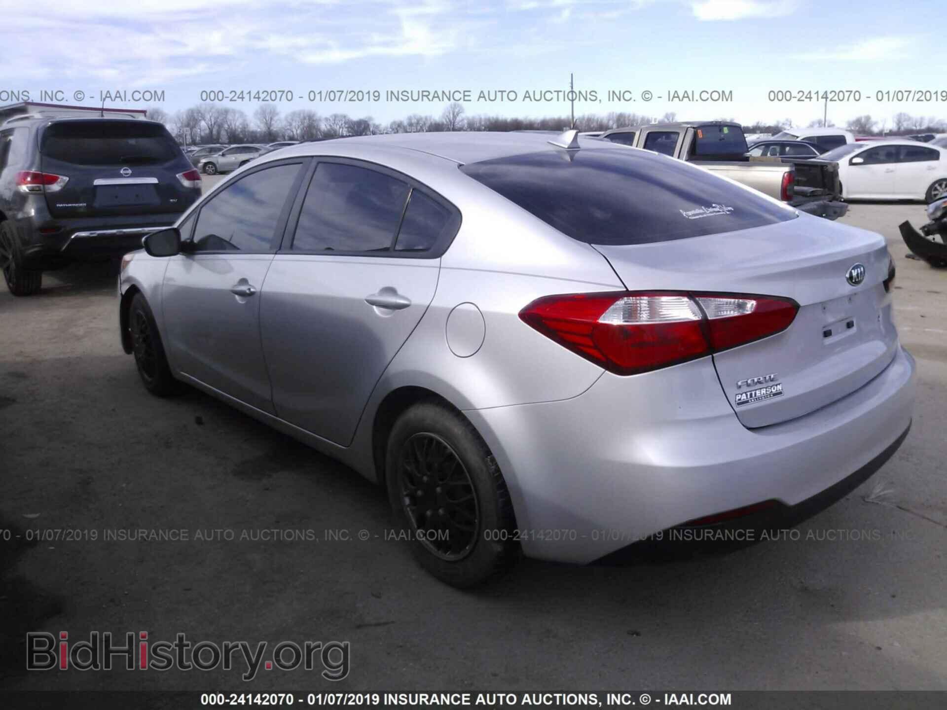 2015 KIA FORTE - VIN: KNAFK4A64F5372500 - Фото 3