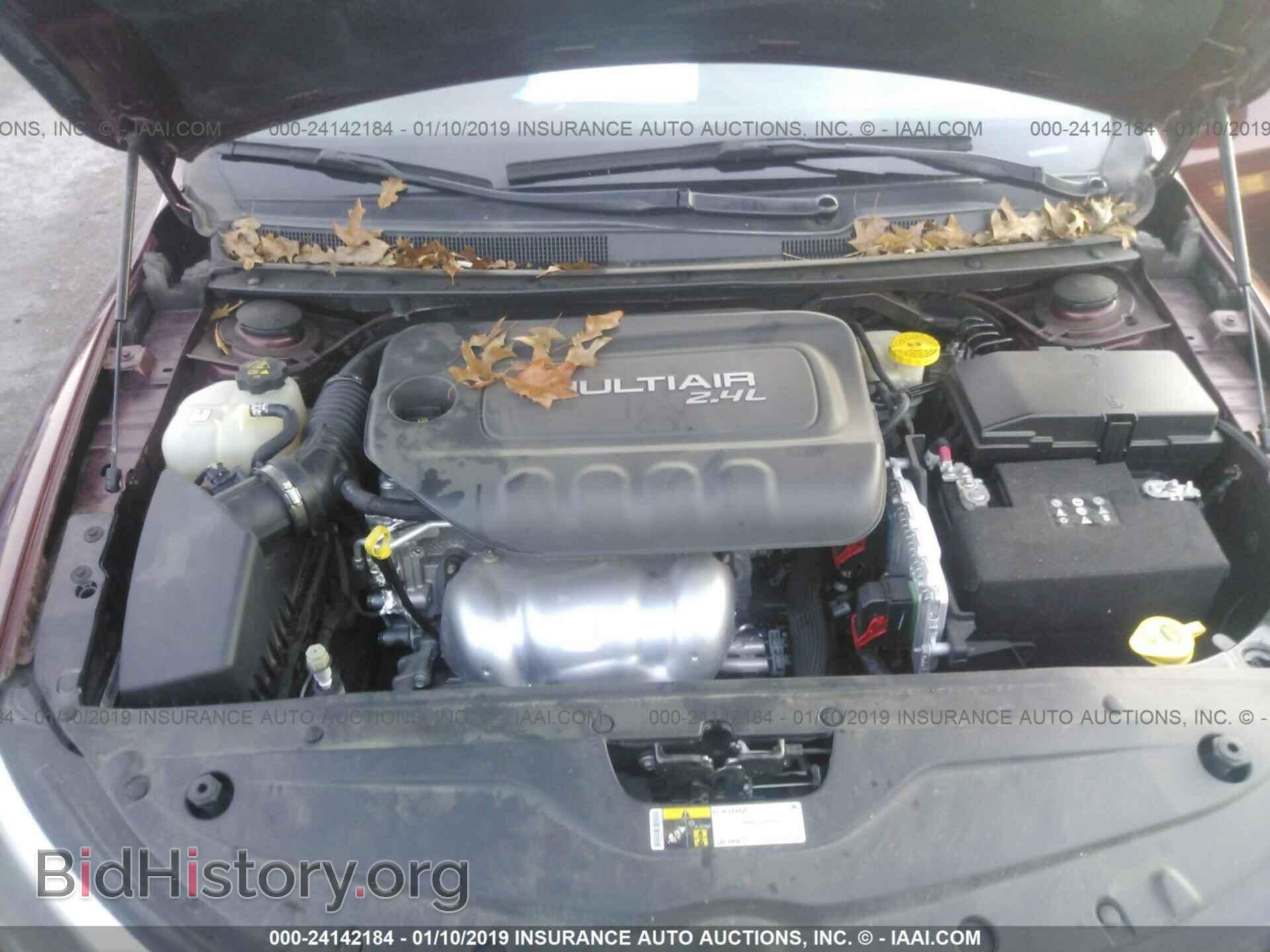 2016 CHRYSLER 200 - VIN: 1C3CCCAB3GN102741 - Photo 10
