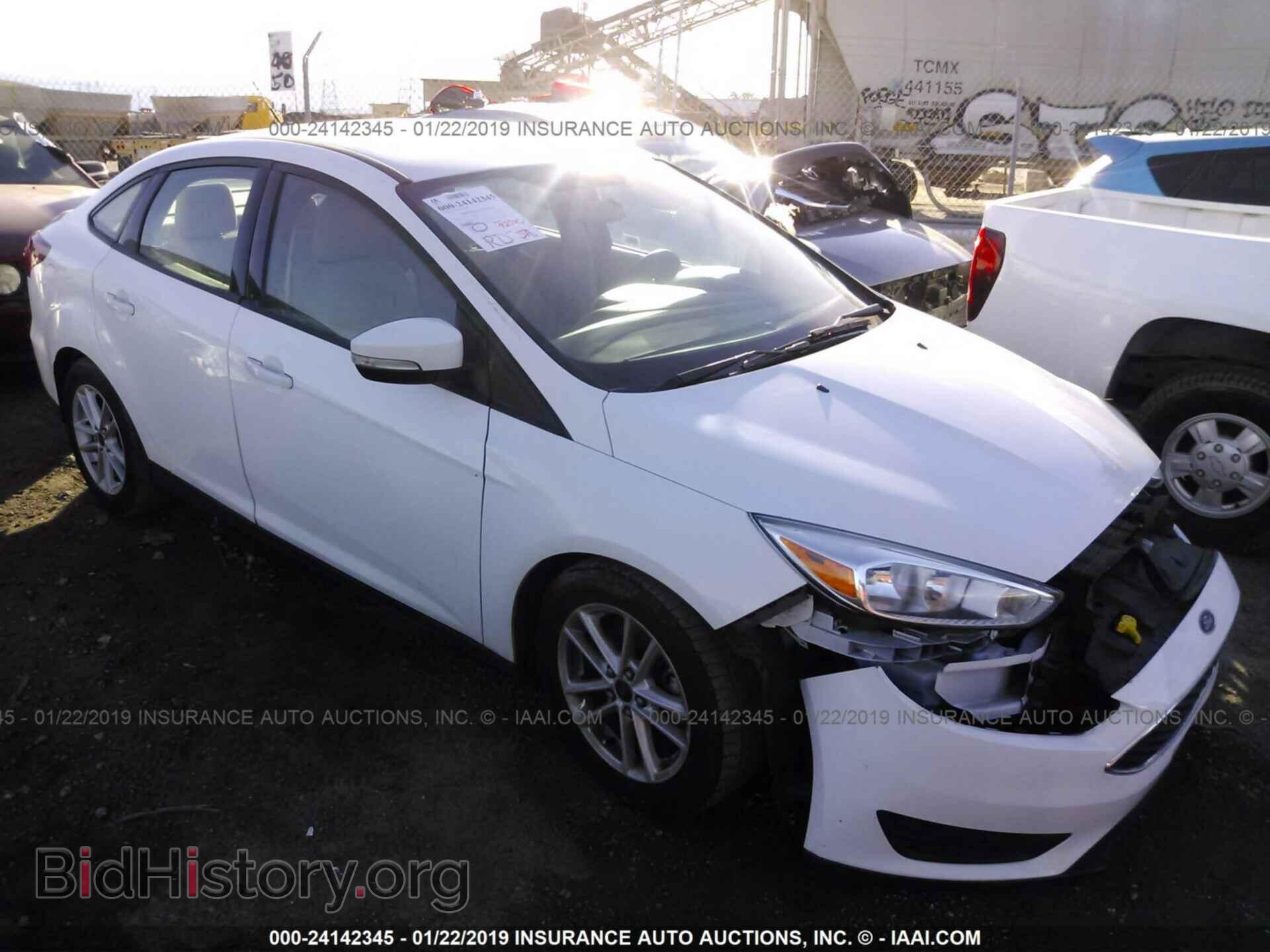 Photo 1FADP3F22FL206098 - FORD FOCUS 2015
