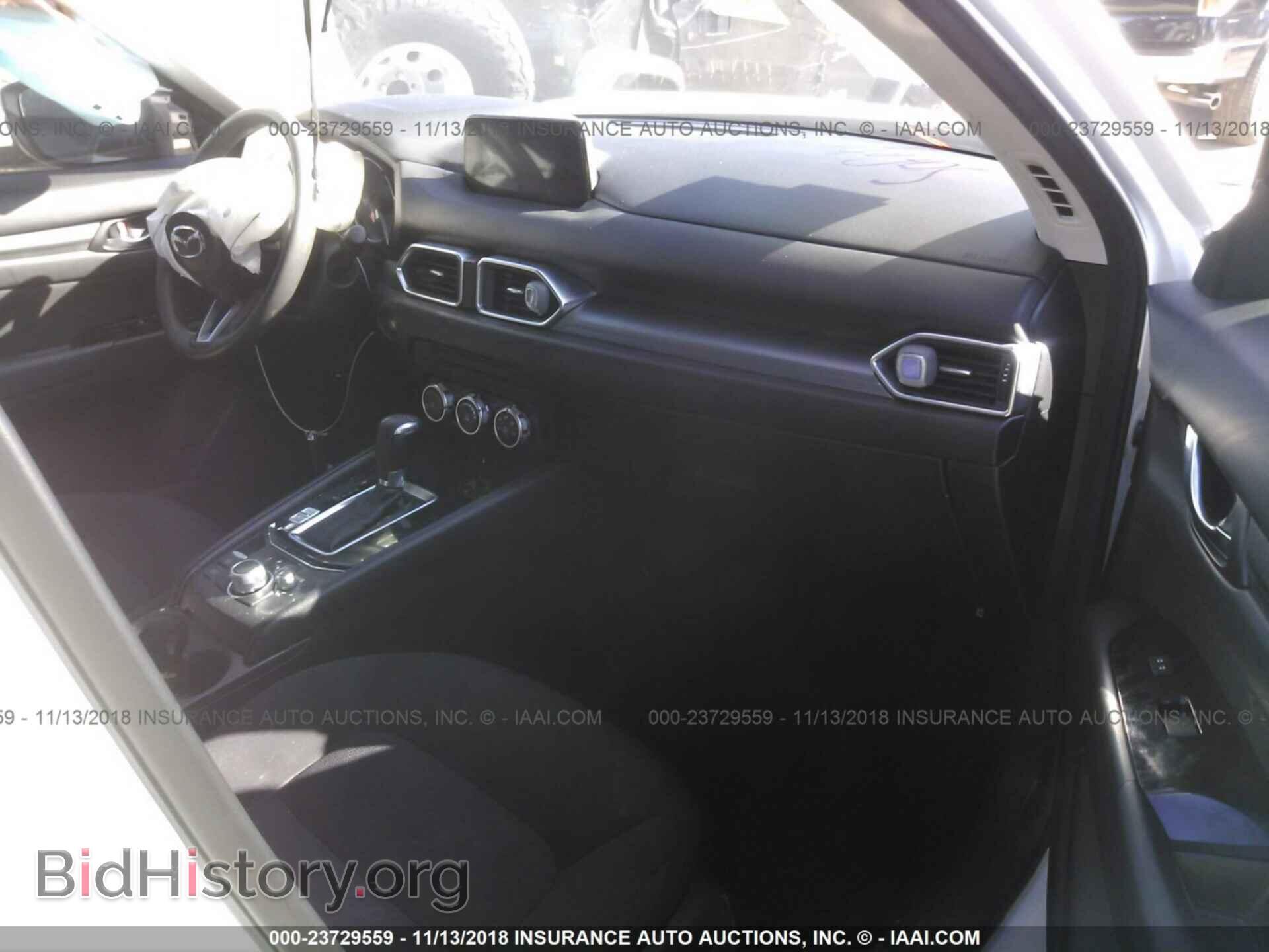 2017 MAZDA CX-5 - VIN: JM3KFABLXH0131881 - Фото 5