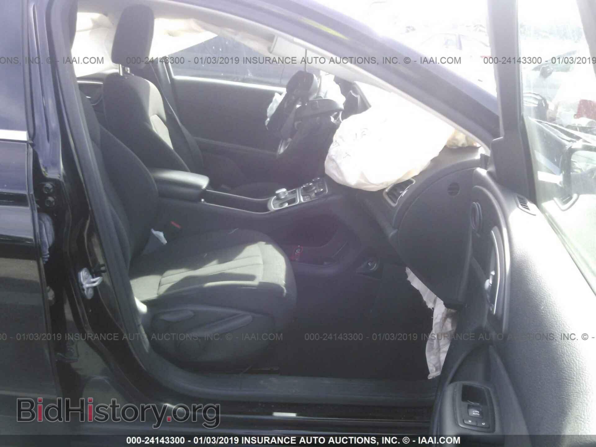 2015 CHRYSLER 200 - VIN: 1C3CCCAB9FN557429 - Photo 5