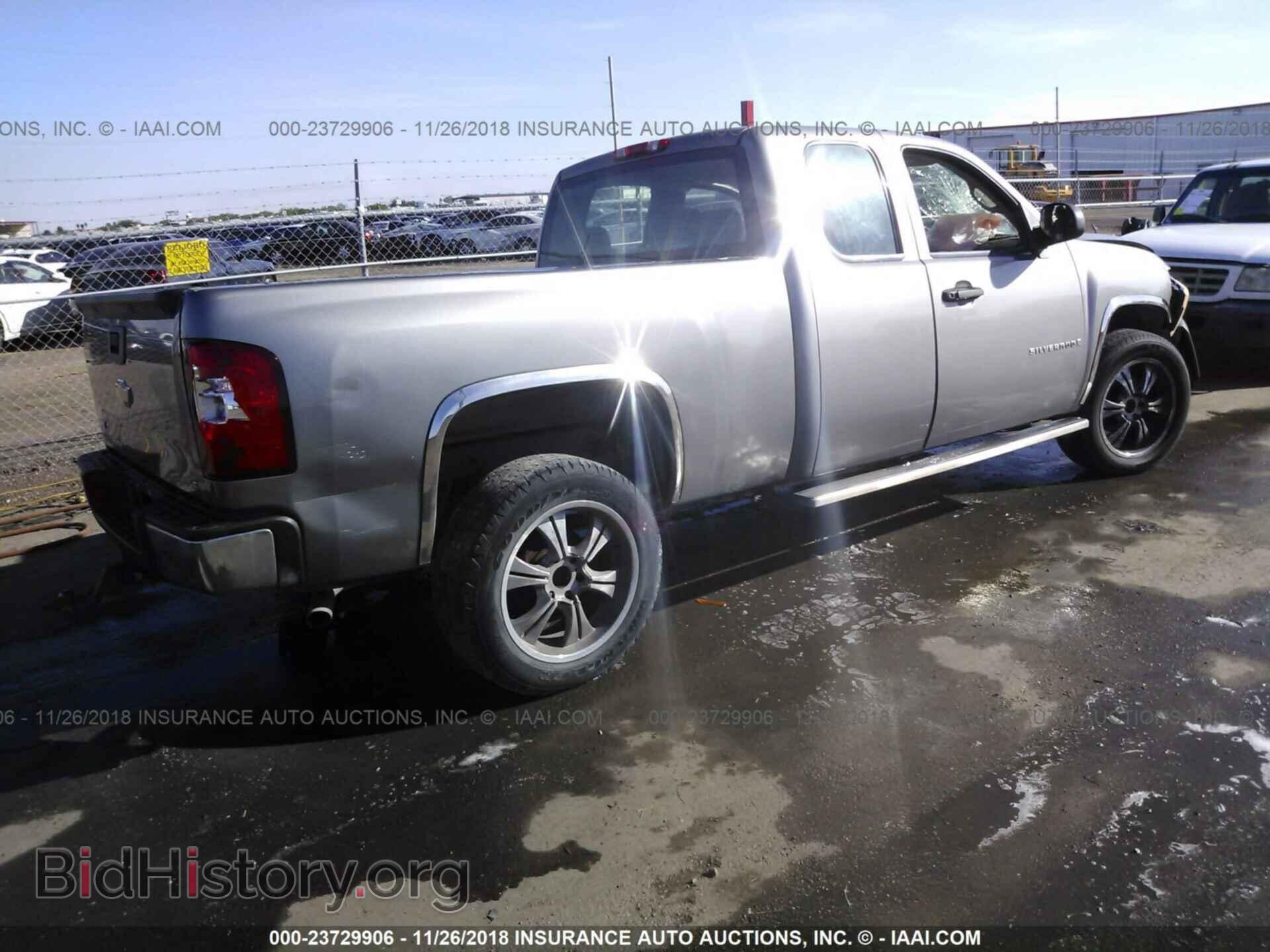 2007 CHEVROLET SILVERADO - VIN: 1GCEC19017Z518601 - Фото 4