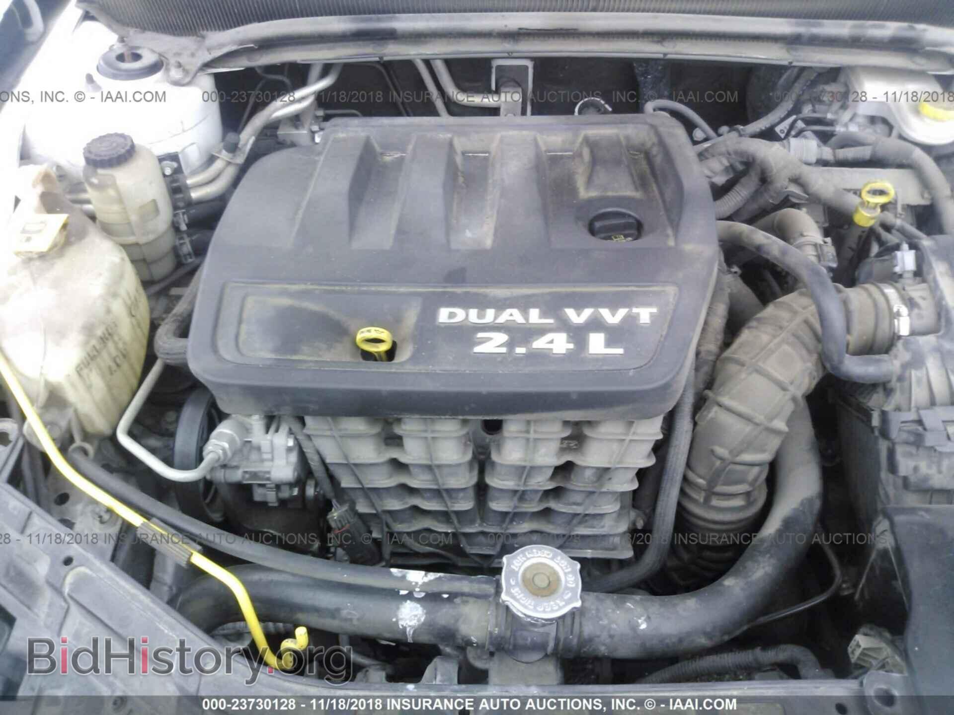2012 CHRYSLER 200 - VIN: 1C3CCBBB2CN191673 - Фото 10
