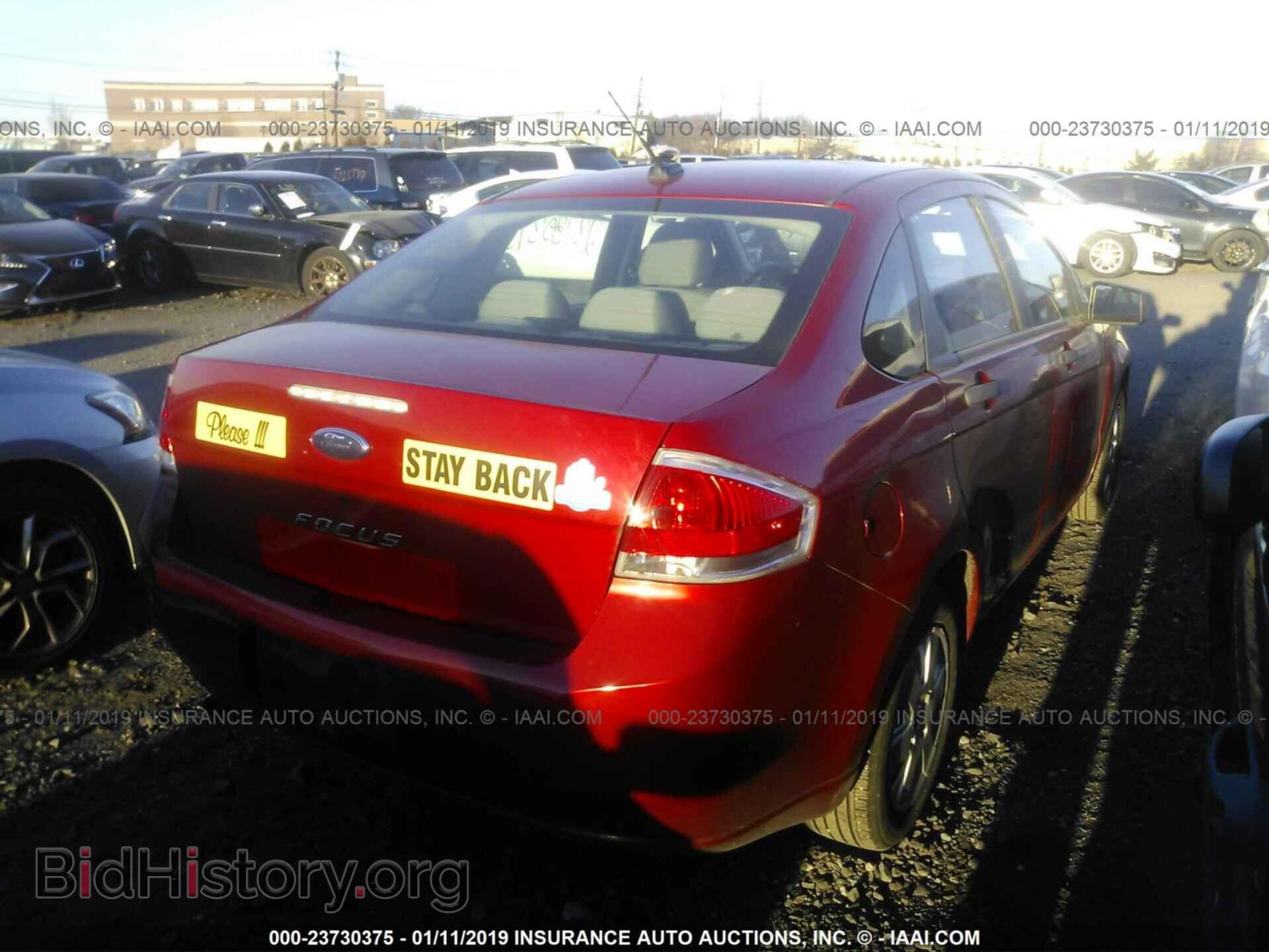 2009 FORD FOCUS - VIN: 1FAHP34N69W237145 - Photo 4