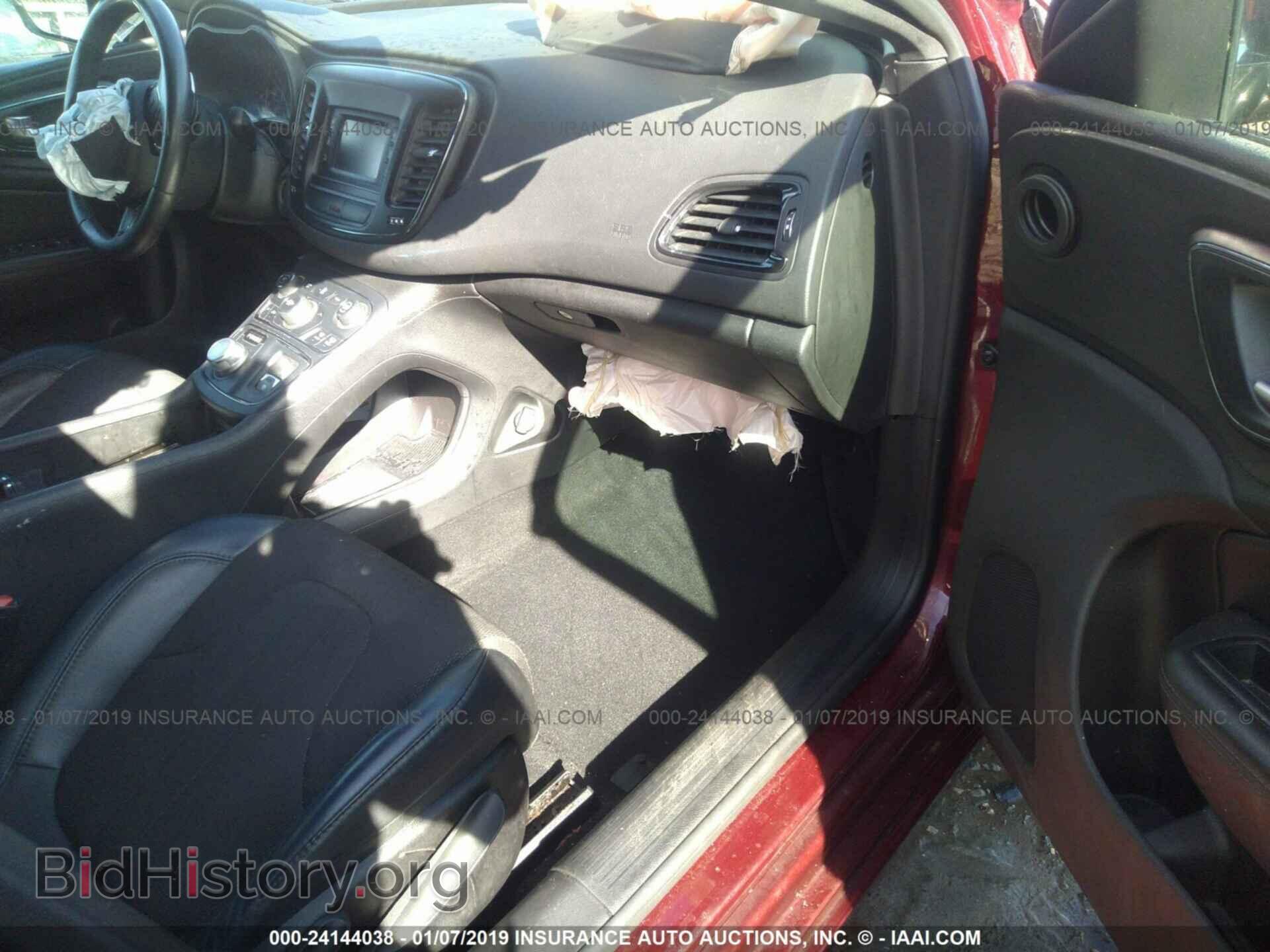 2015 CHRYSLER 200 - VIN: 1C3CCCBBXFN725822 - Photo 5