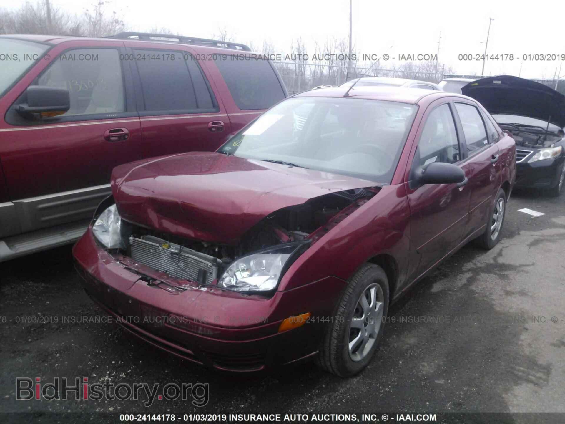 2005 FORD FOCUS - VIN: 1FAFP34N15W262505 - Фото 2