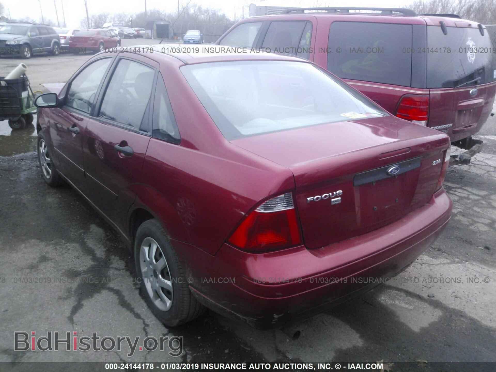 2005 FORD FOCUS - VIN: 1FAFP34N15W262505 - Фото 3