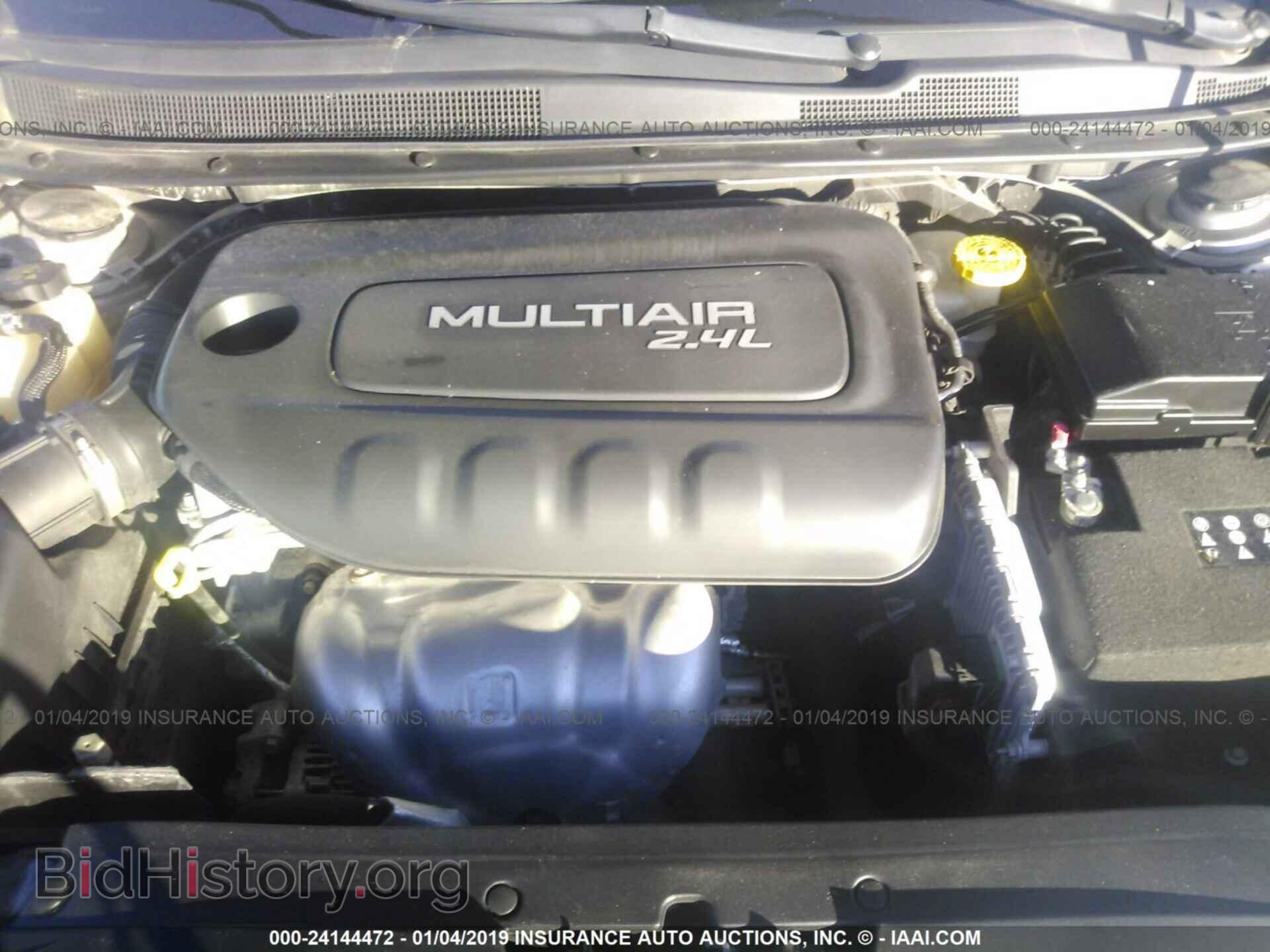 2015 CHRYSLER 200 - VIN: 1C3CCCAB9FN696167 - Фото 10