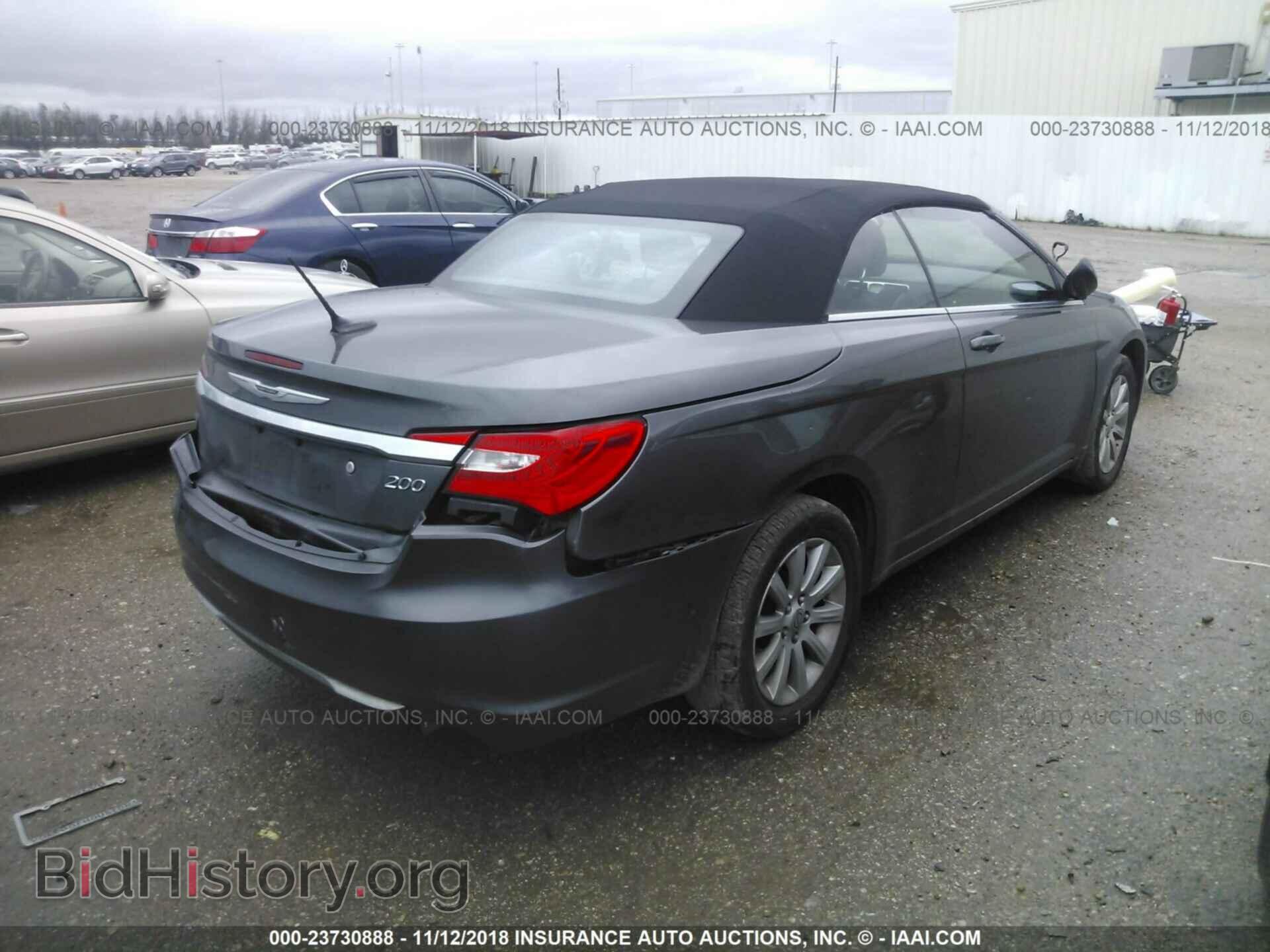 2014 CHRYSLER 200 - VIN: 1C3BCBEB6EN158086 - Photo 4