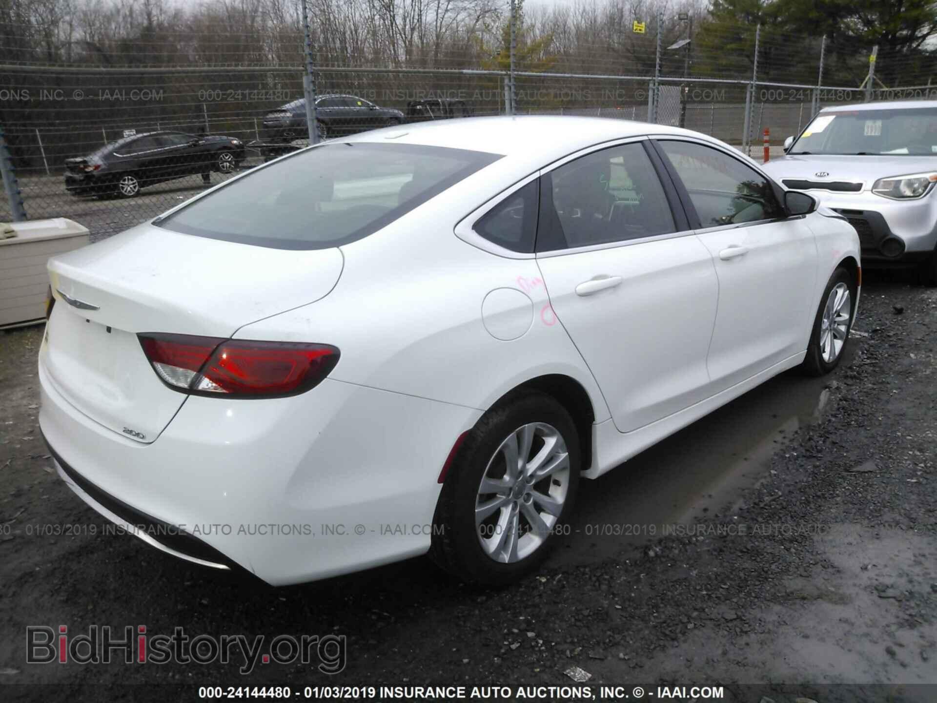 2015 CHRYSLER 200 - VIN: 1C3CCCAB7FN634816 - Photo 4