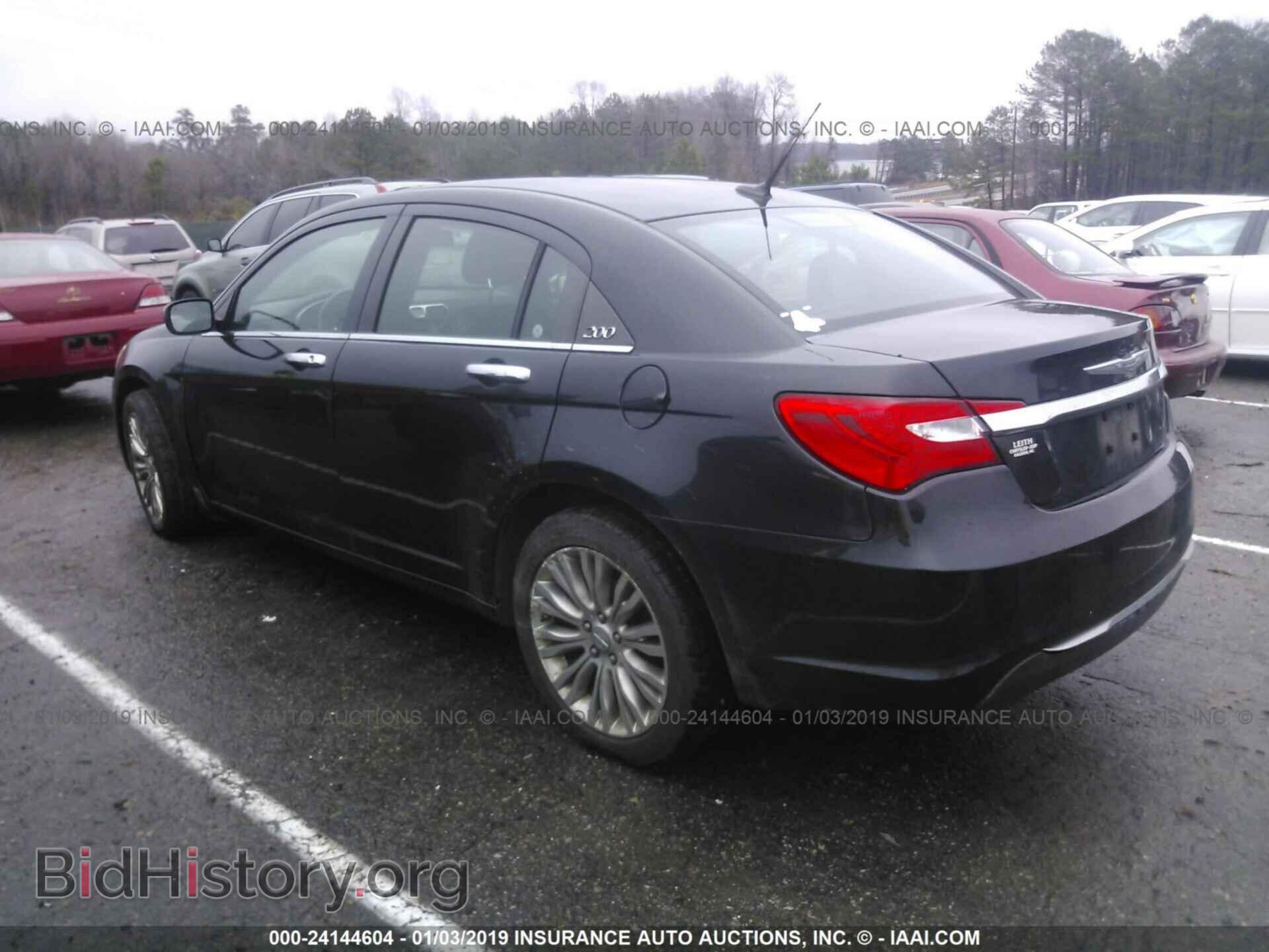 2011 CHRYSLER 200 - VIN: 1C3BC2FG0BN517664 - Фото 3