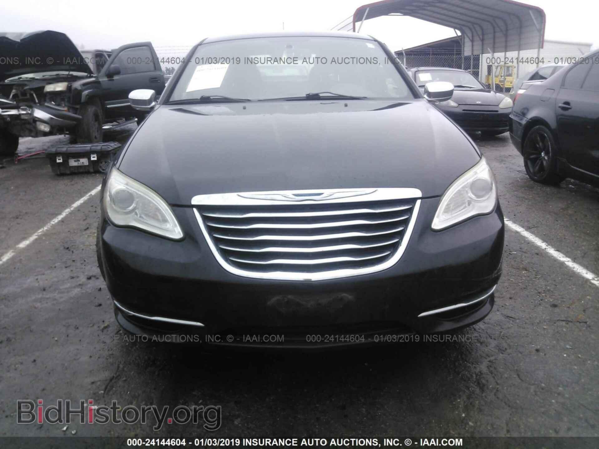 2011 CHRYSLER 200 - VIN: 1C3BC2FG0BN517664 - Фото 6