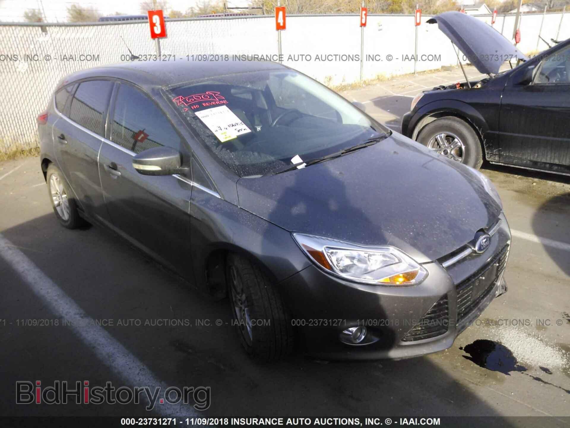 Photo 1FAHP3M23CL339999 - FORD FOCUS 2012