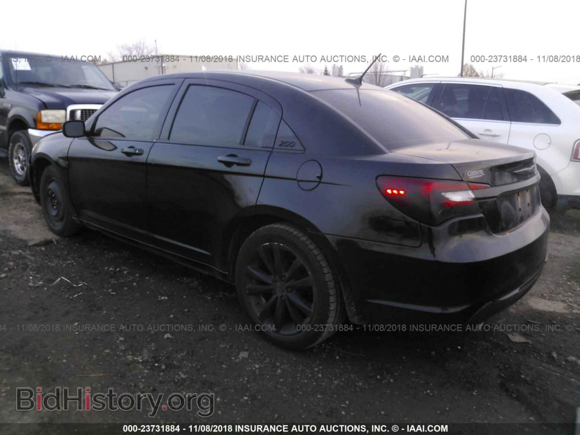 2012 CHRYSLER 200 - VIN: 1C3CCBHG2CN166310 - Фото 3
