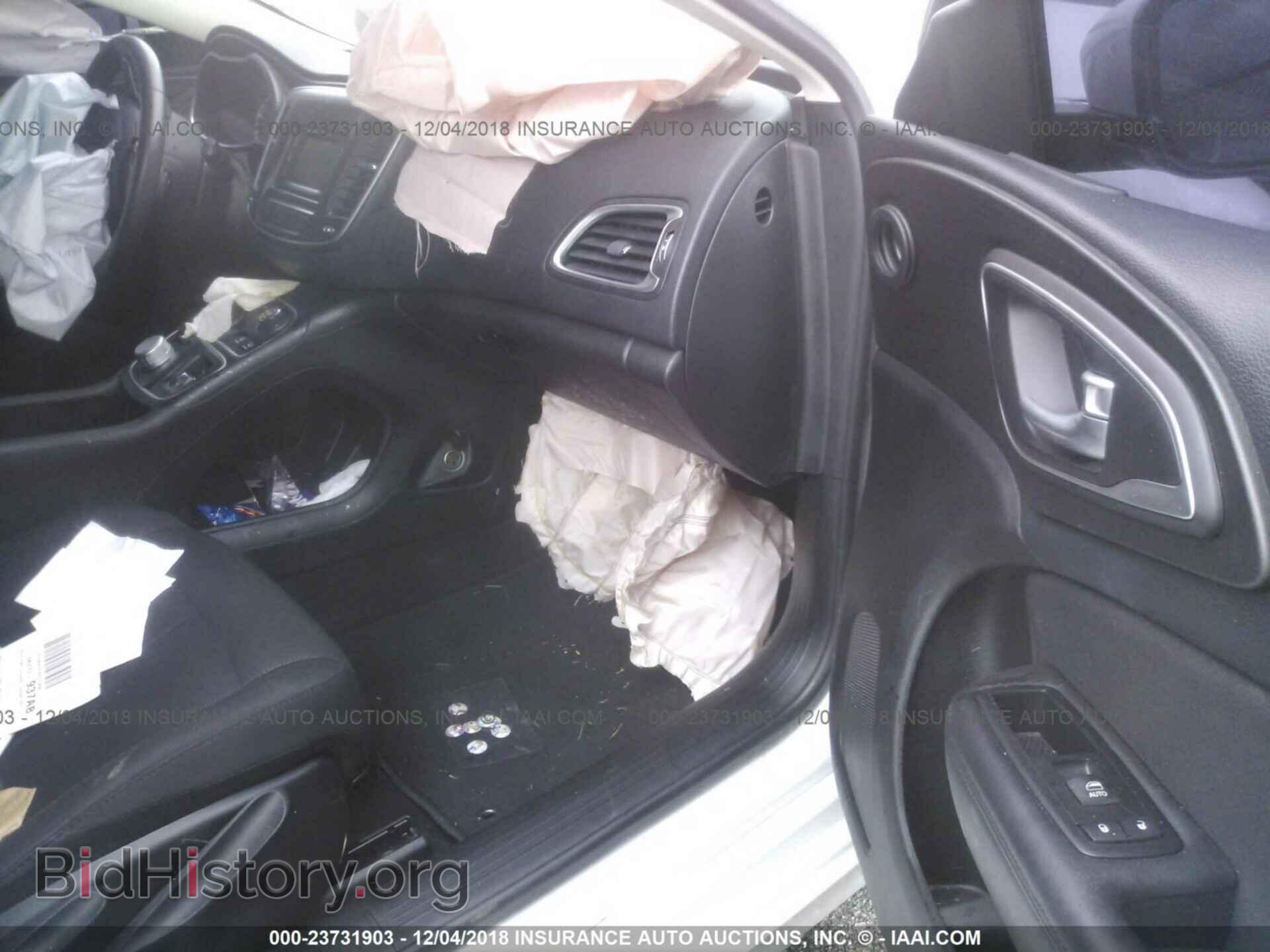 2015 CHRYSLER 200 - VIN: 1C3CCCAB0FN662652 - Photo 5
