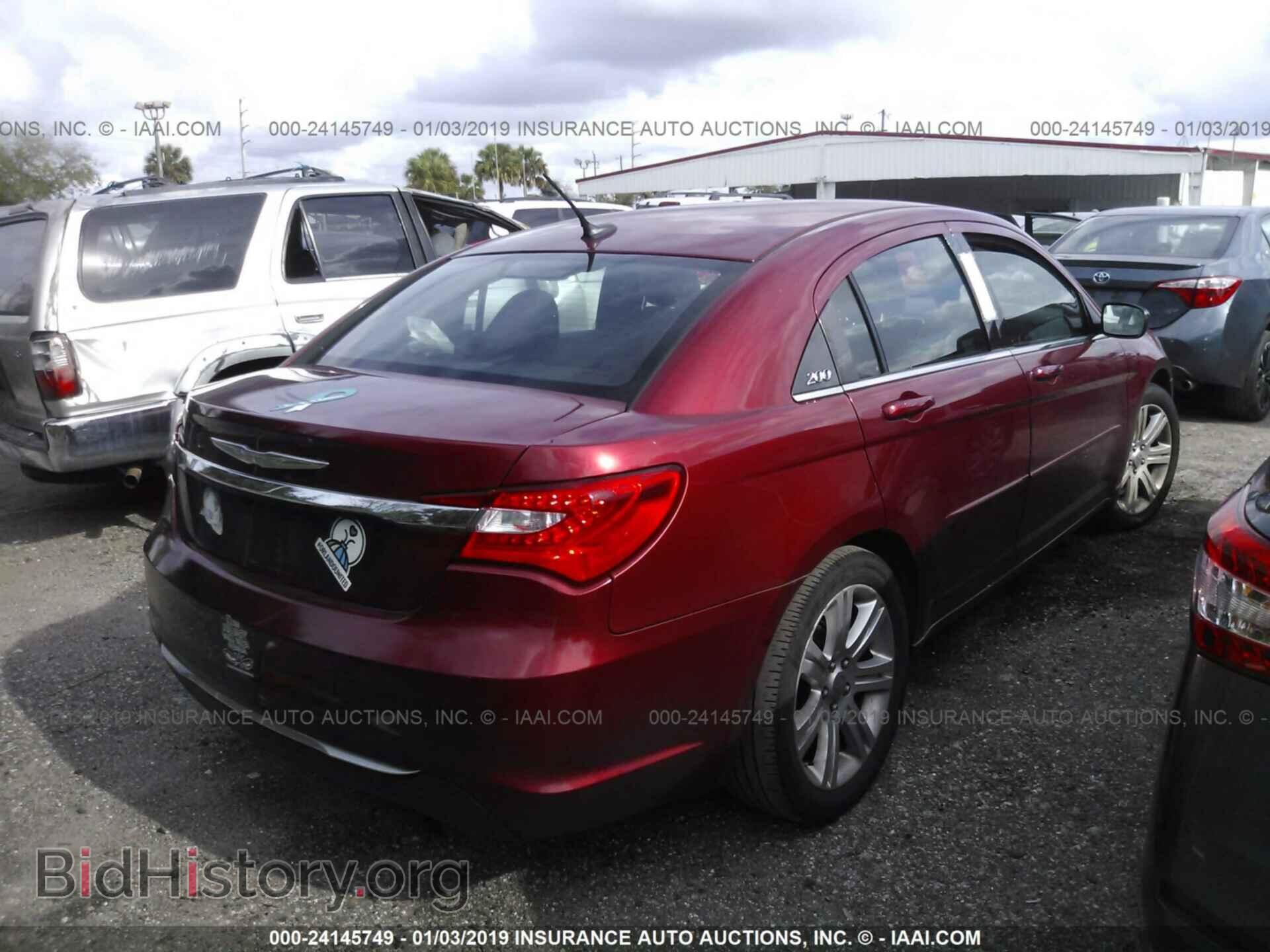 2013 CHRYSLER 200 - VIN: 1C3CCBBB7DN732167 - Photo 4