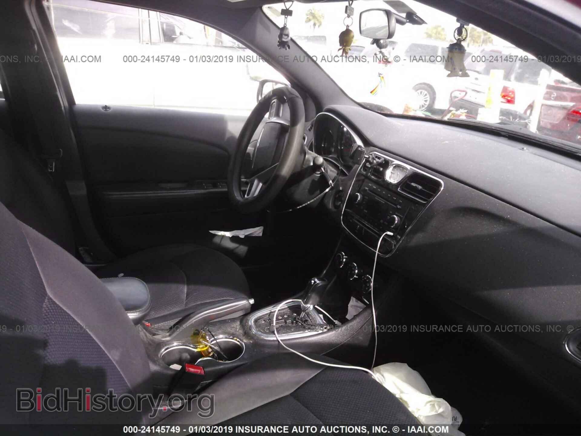 2013 CHRYSLER 200 - VIN: 1C3CCBBB7DN732167 - Photo 5