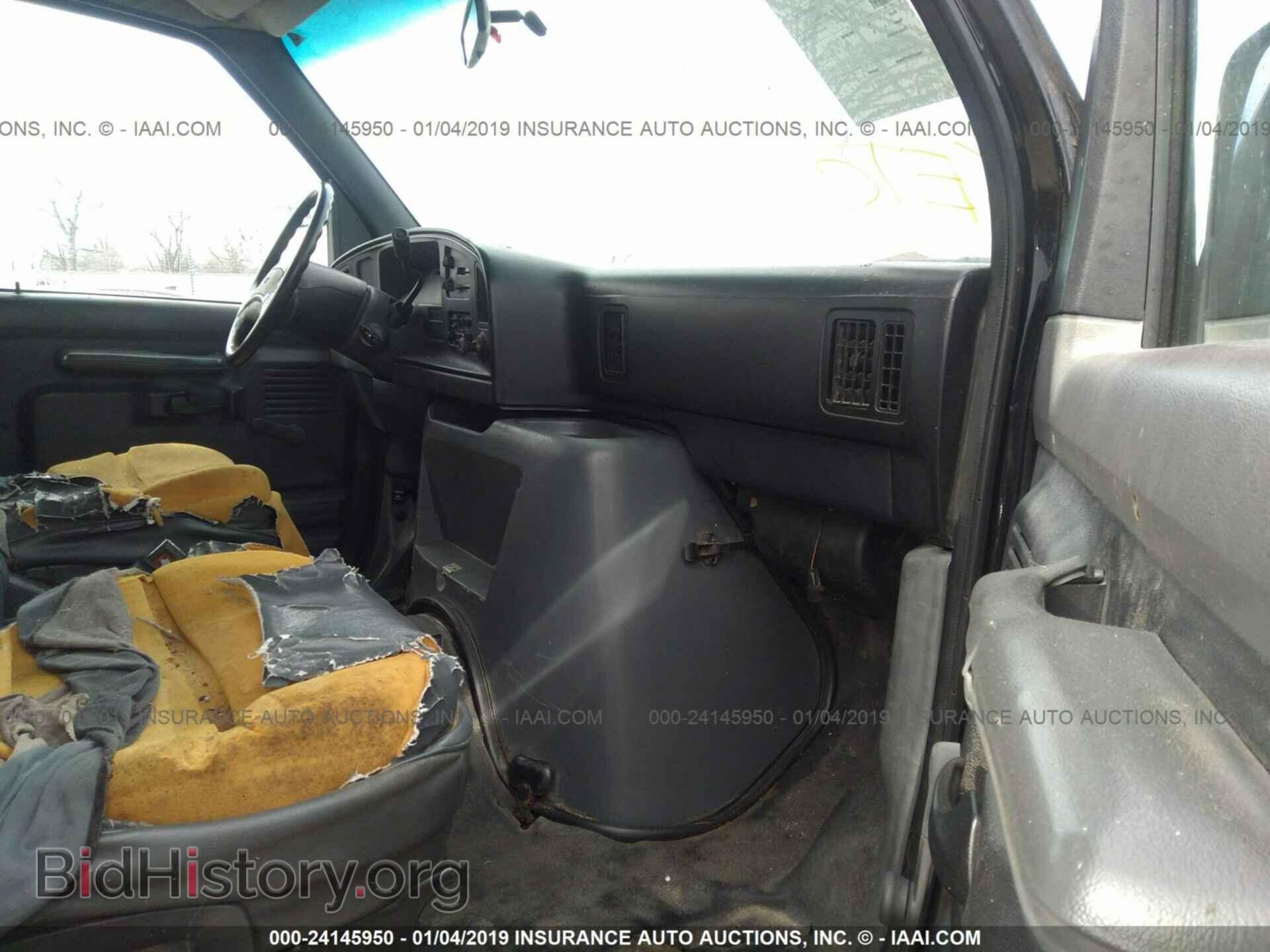 1992 FORD ECONOLINE - VIN: 1FBHE31H9NHA51990 - Фото 5