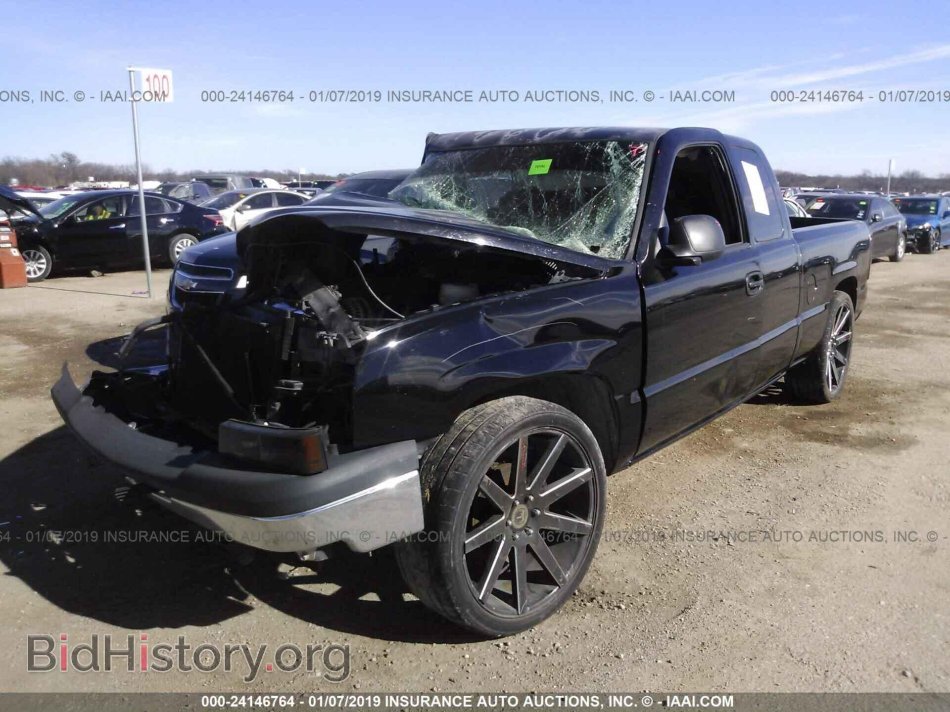 2005 CHEVROLET SILVERADO - VIN: 2GCEC19V551193971 - Фото 2