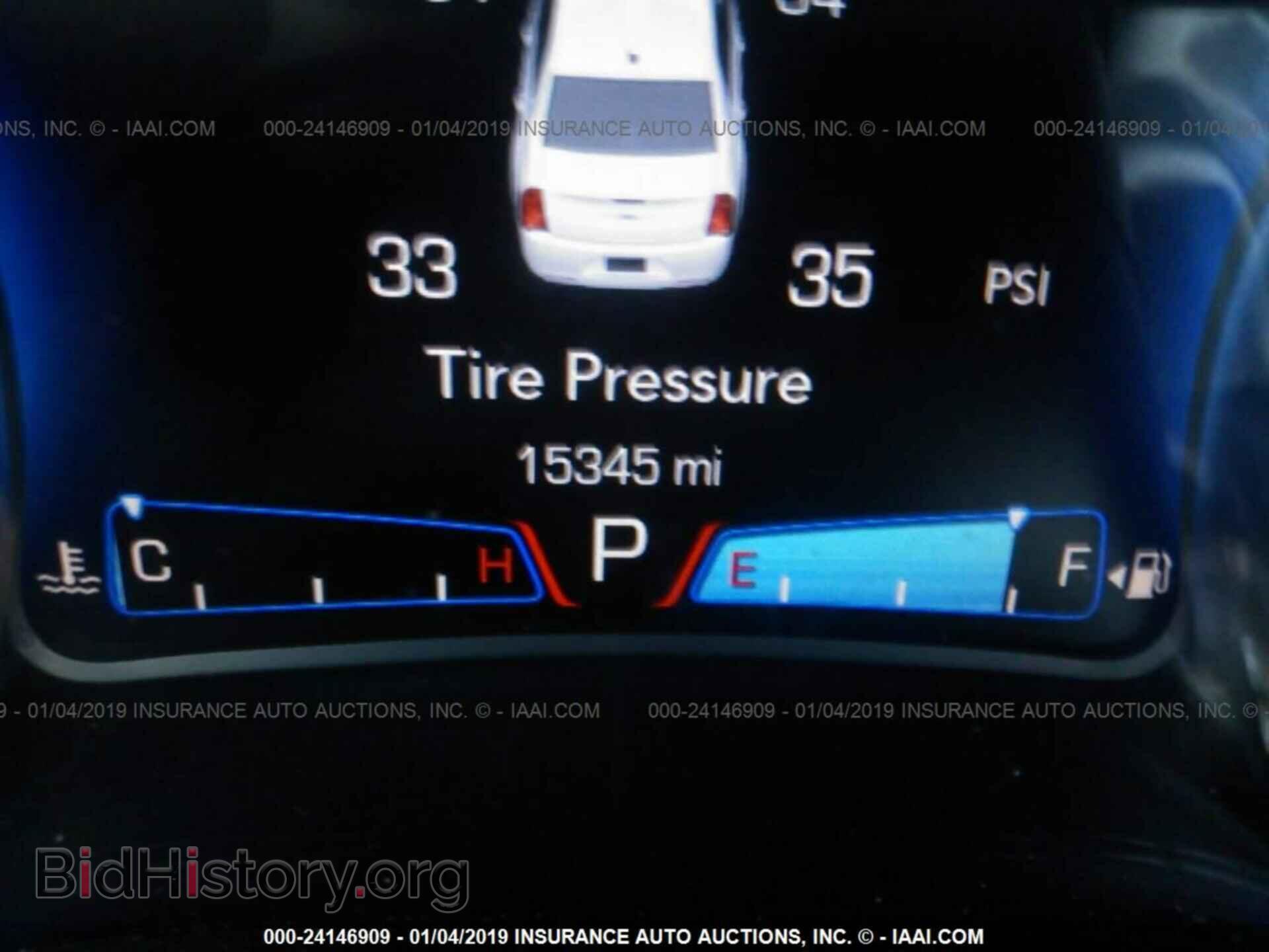 2017 CHRYSLER 300 - VIN: 2C3CCABG0HH553859 - Фото 7