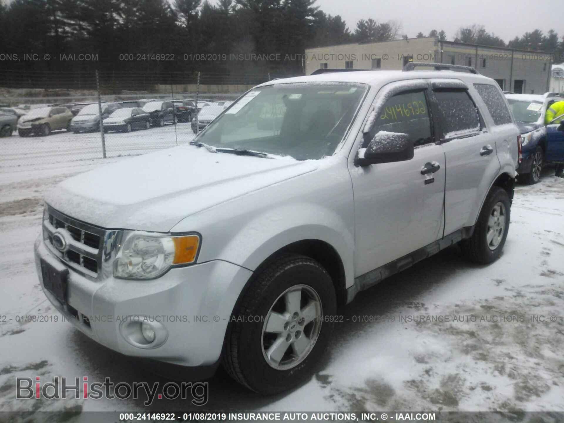 2011 FORD ESCAPE - VIN: 1FMCU0D72BKC27363 - Фото 2