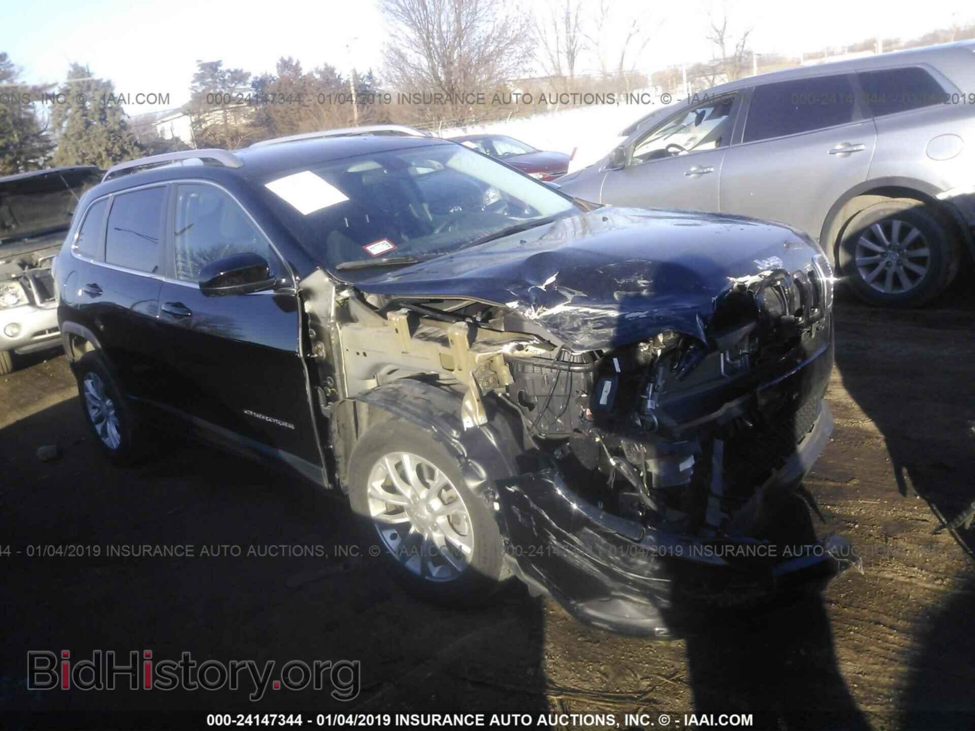 Фотография 1C4PJLCB8KD129609 - JEEP CHEROKEE 2019
