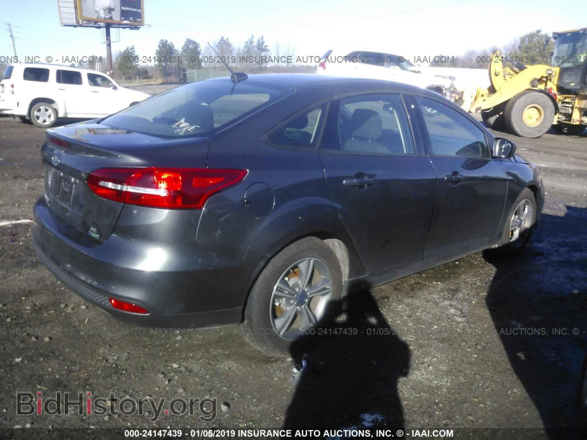 2018 FORD FOCUS - VIN: 1FADP3FE9JL208482 - Photo 4