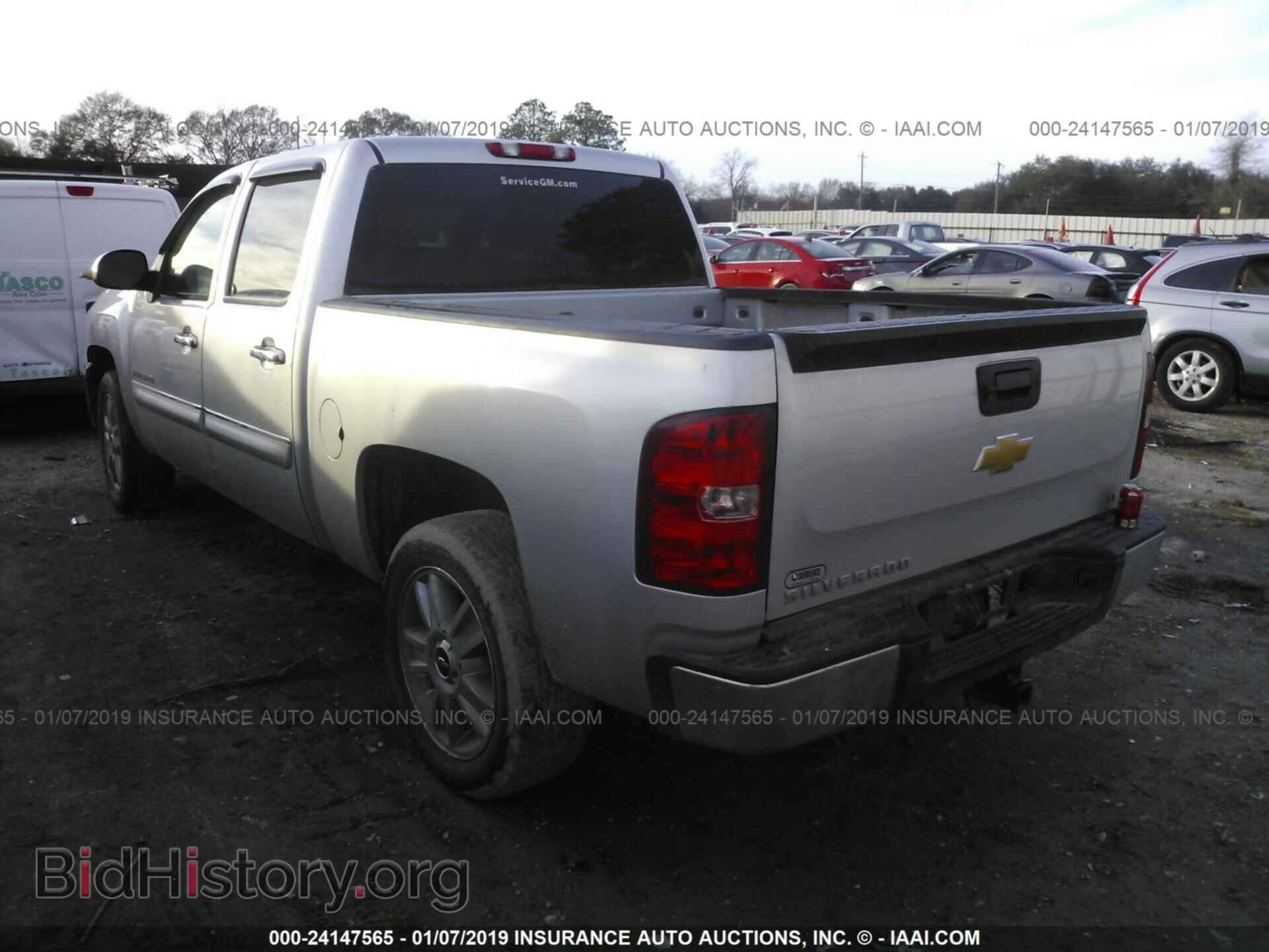 2013 CHEVROLET SILVERADO - VIN: 3GCPCSE07DG329290 - Фото 3