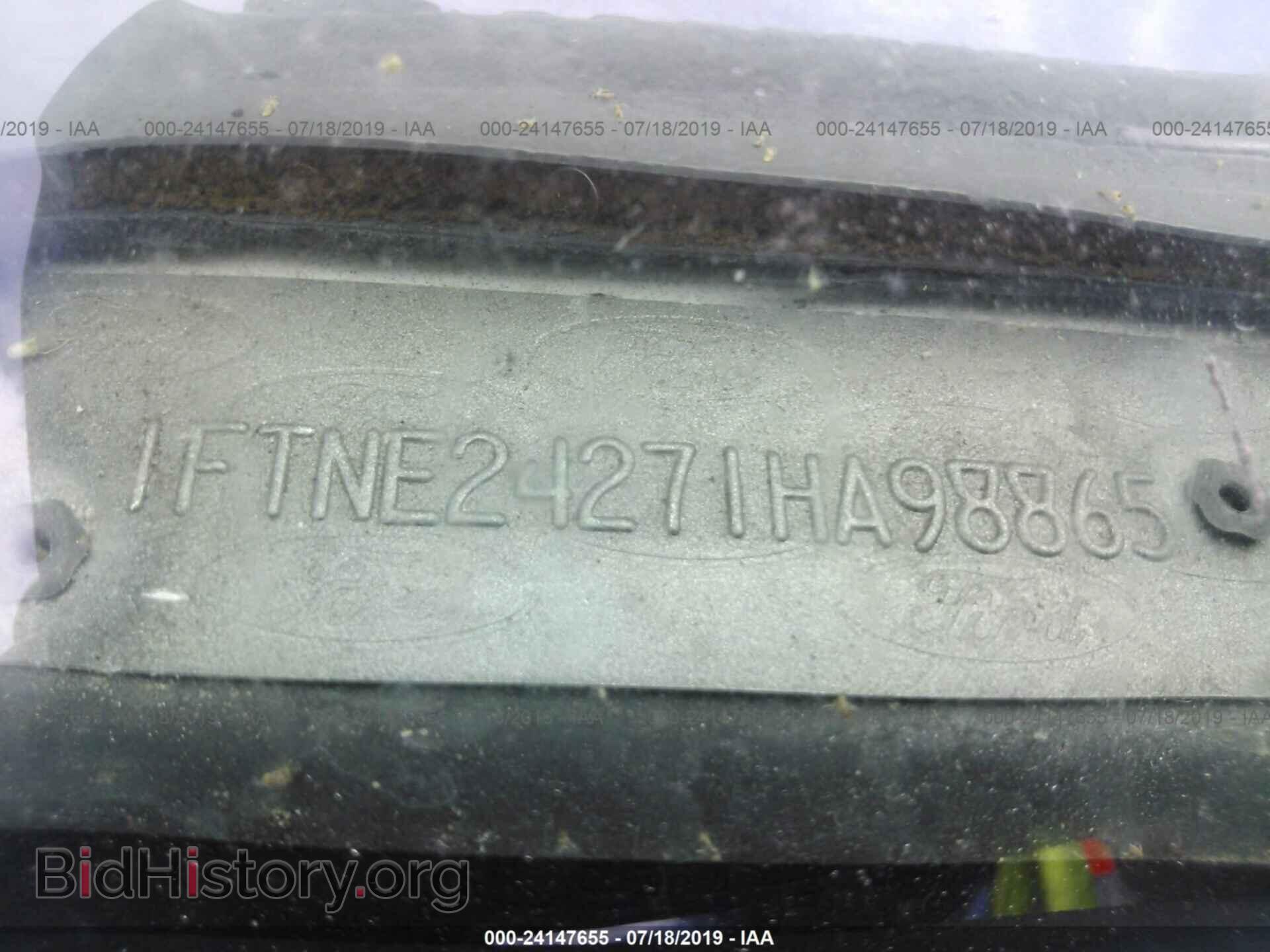 2001 FORD ECONOLINE - VIN: 1FTNE24271HA98865 - Photo 9