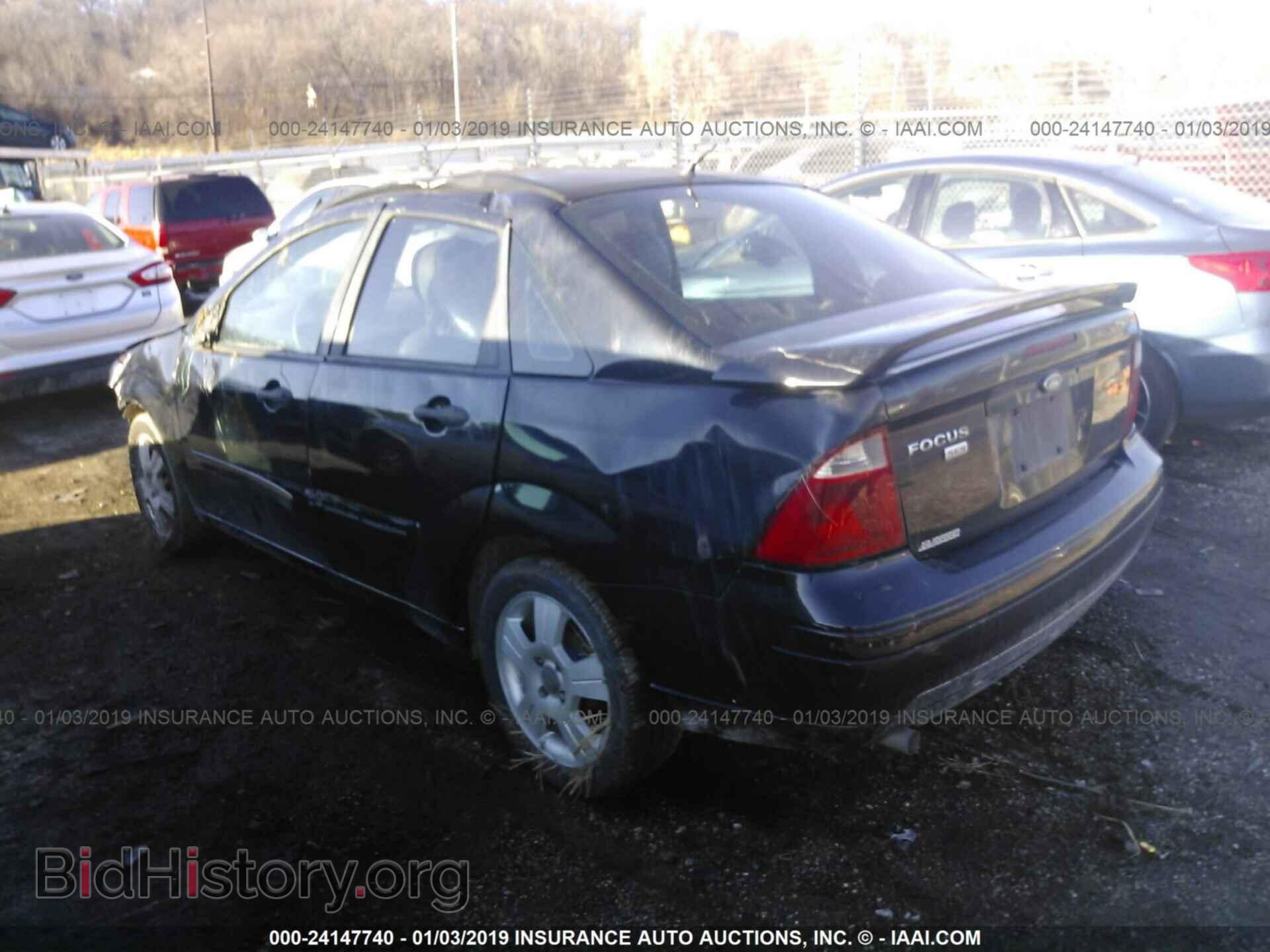 2007 FORD FOCUS - VIN: 1FAHP34NX7W313771 - Photo 3