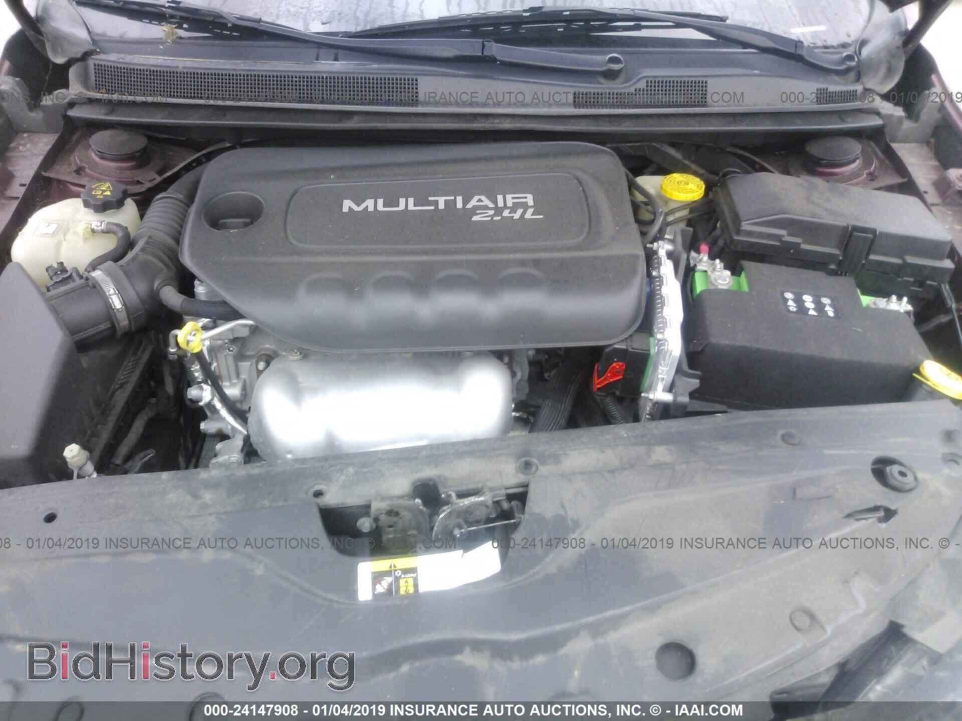 2016 CHRYSLER 200 - VIN: 1C3CCCAB4GN101940 - Photo 10