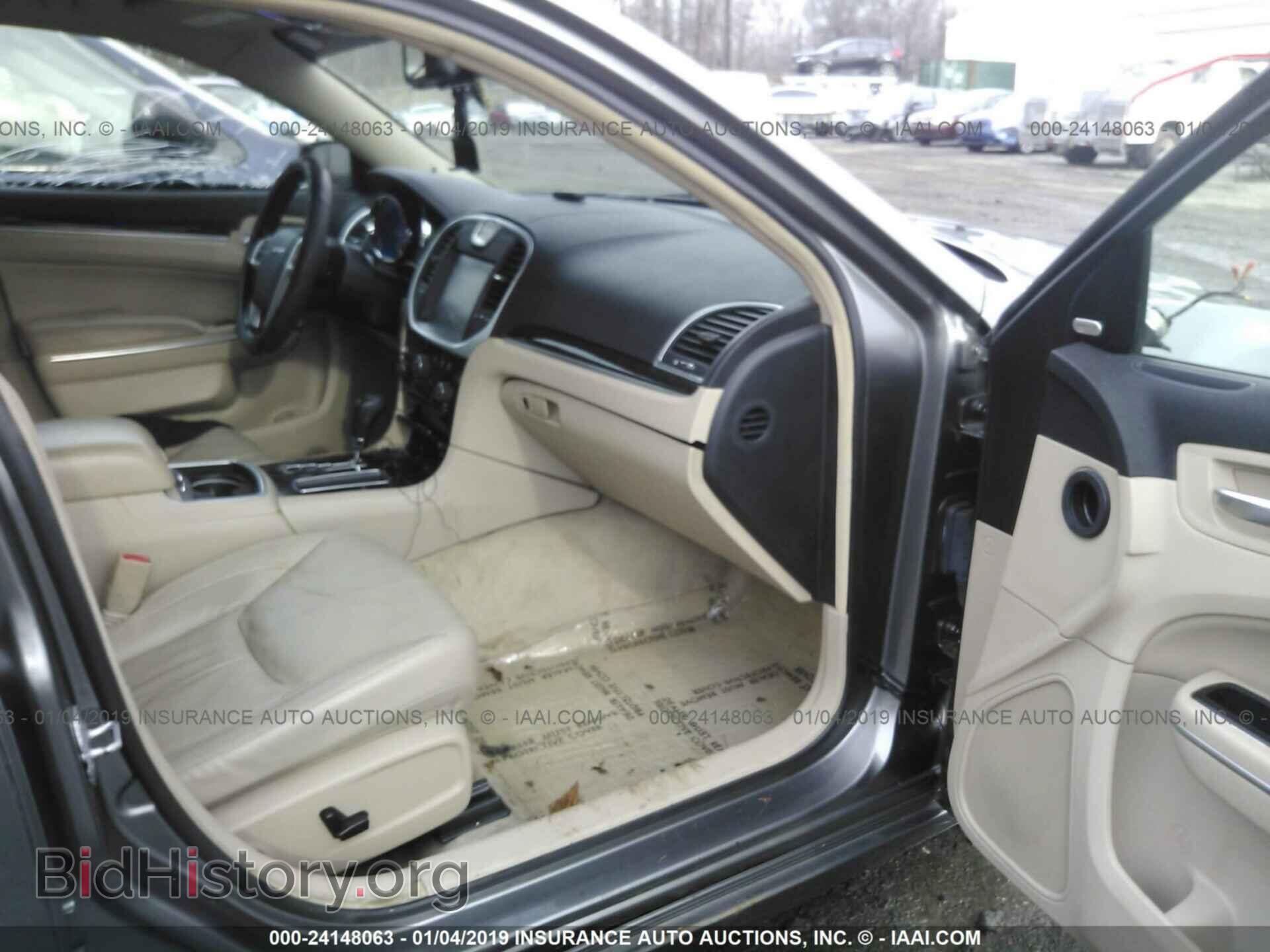 2011 CHRYSLER 300 - VIN: 2C3CA5CG5BH592417 - Фото 5