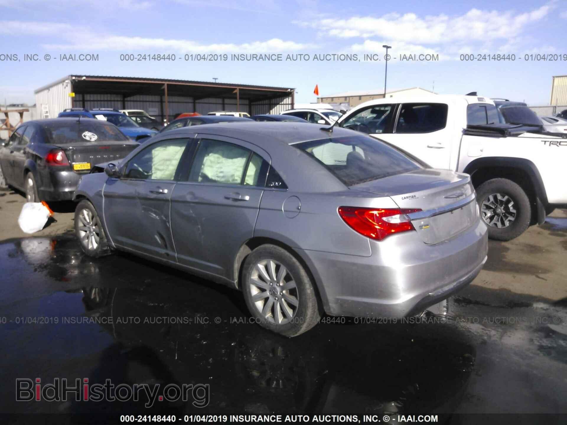 2014 CHRYSLER 200 - VIN: 1C3CCBBG0EN114900 - Фото 3