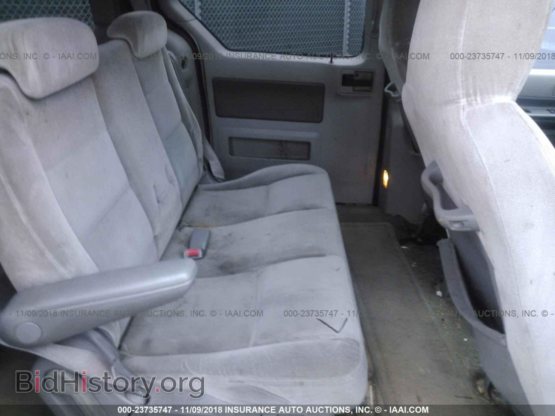 2004 FORD FREESTAR - VIN: 2FMDA57664BA57051 - Фото 8