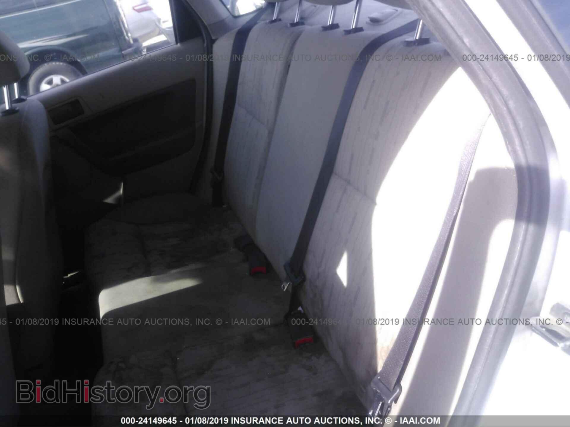 2010 FORD FOCUS - VIN: 1FAHP3FN0AW280221 - Фото 8