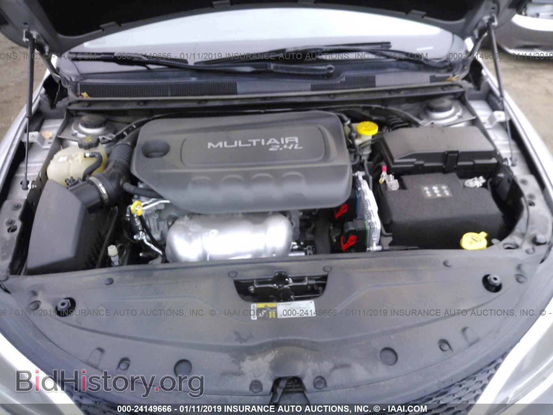 2015 CHRYSLER 200 - VIN: 1C3CCCAB8FN659711 - Photo 10