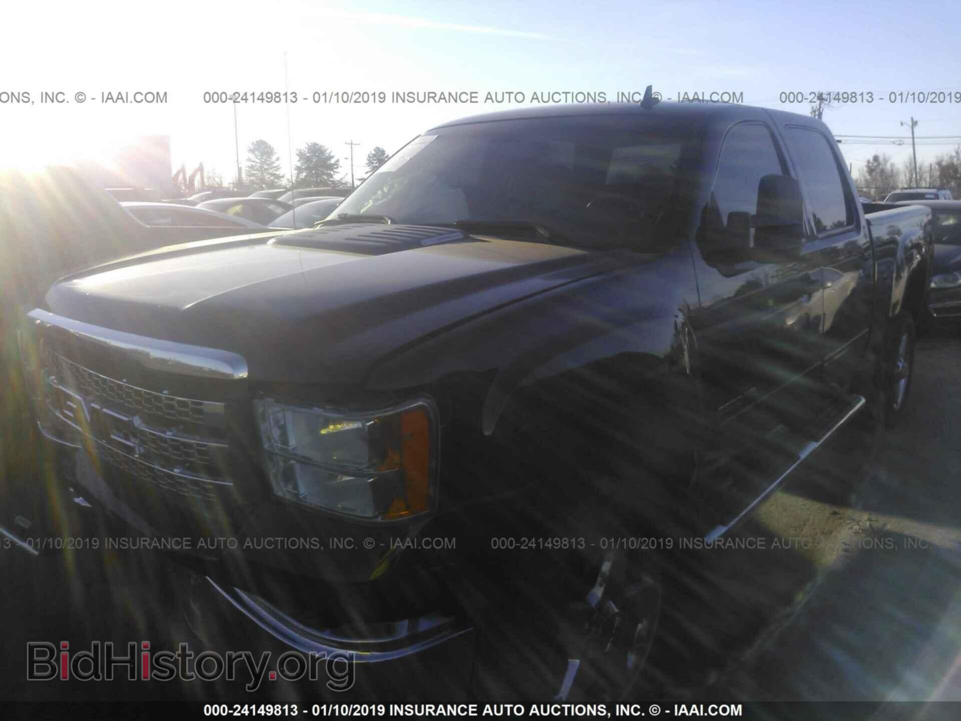 2013 GMC SIERRA - VIN: 1GT120C8XDF218563 - Фото 2
