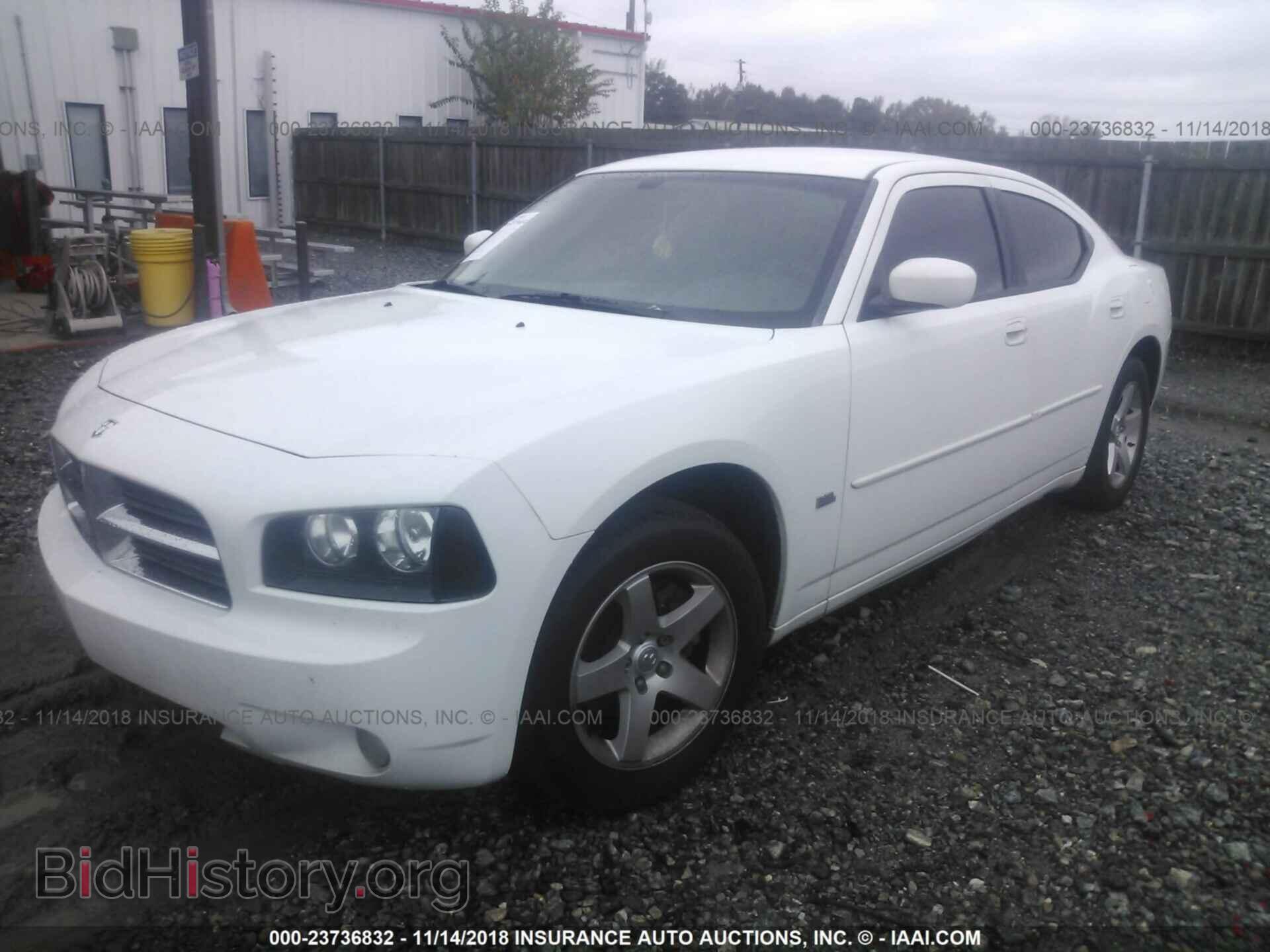 2010 DODGE CHARGER - VIN: 2B3CA3CV2AH285981 - Фото 2