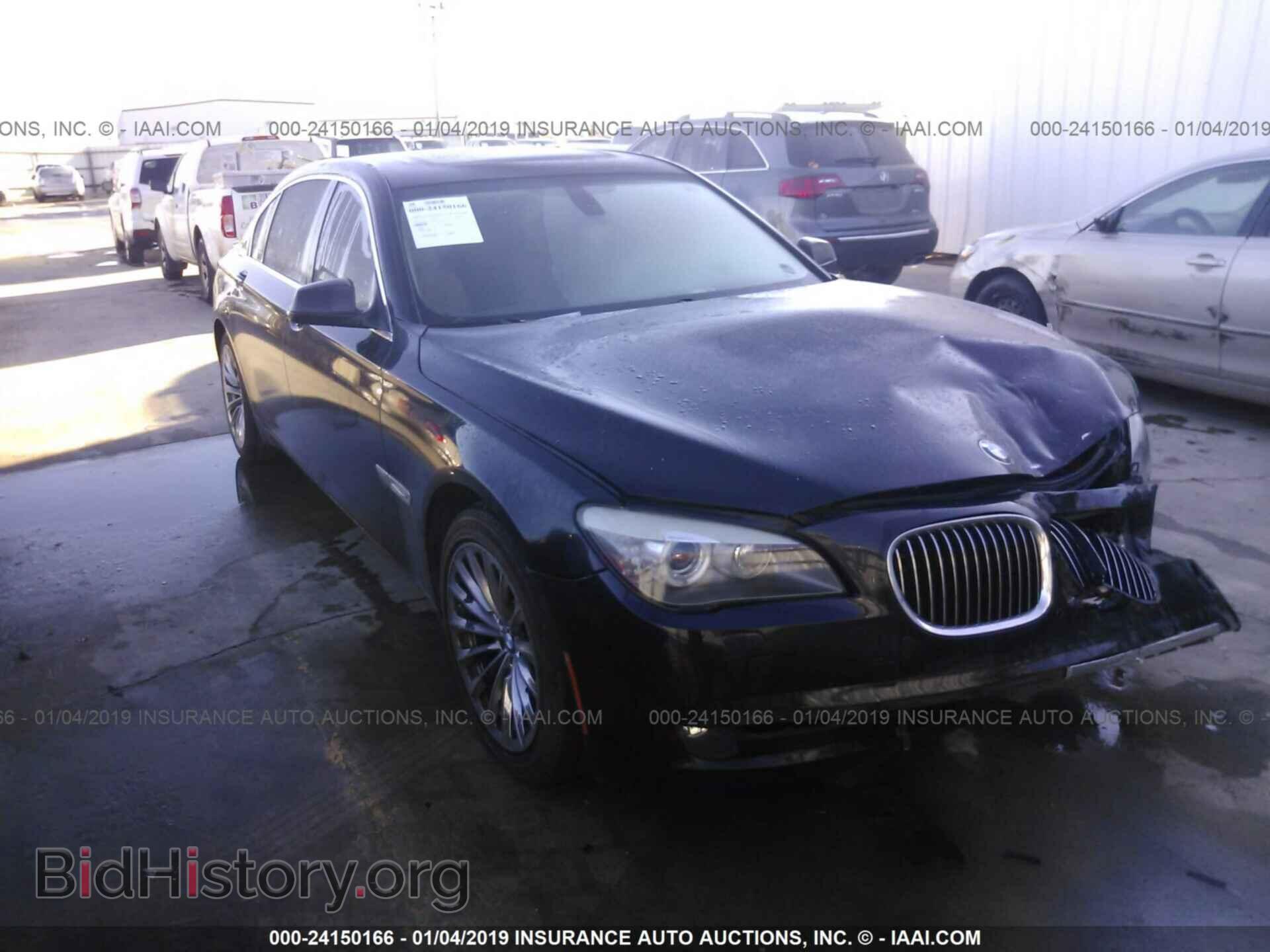 Photo WBAKB8C50BC852002 - BMW 750 2011