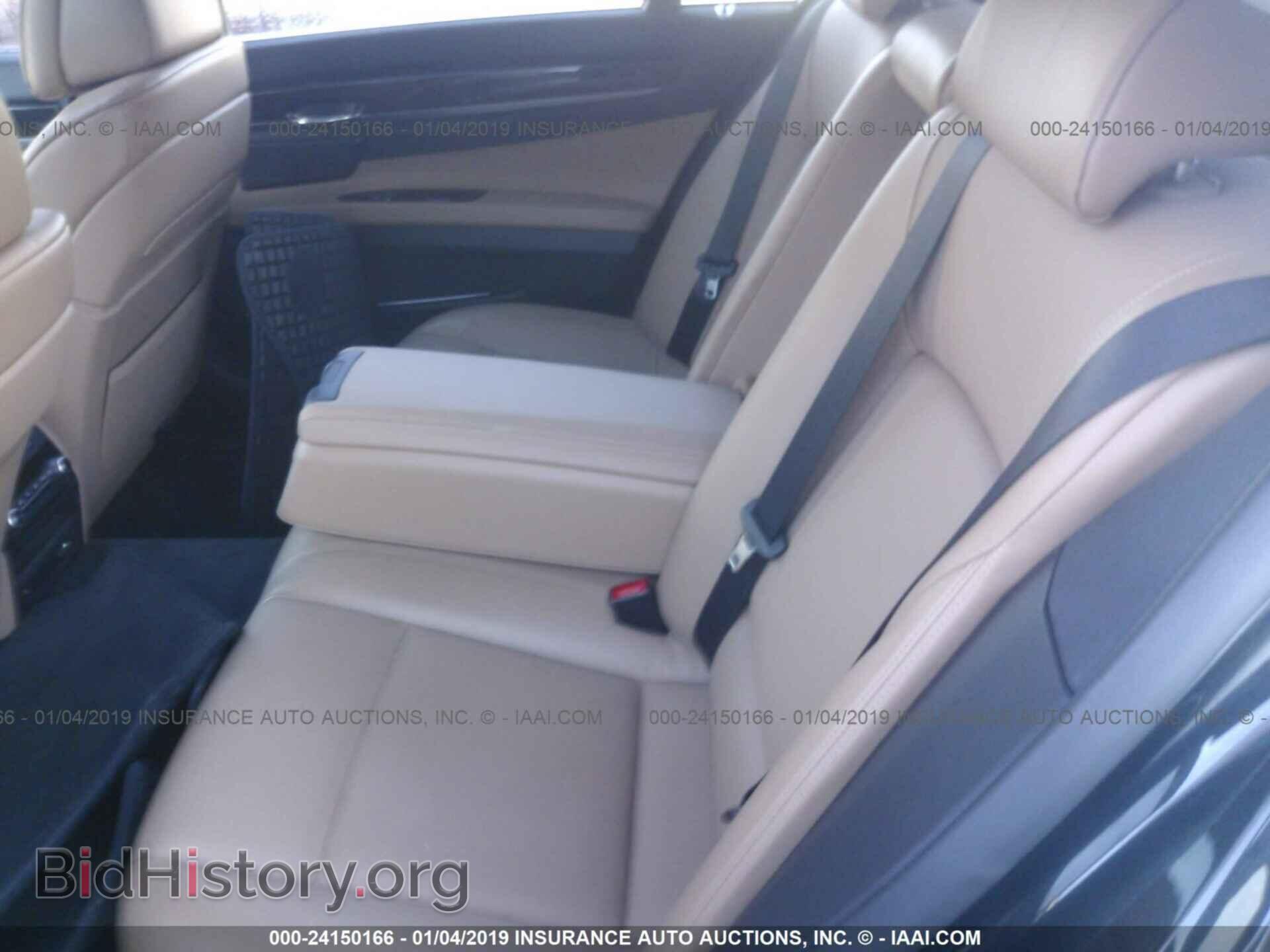 2011 BMW 750 - VIN: WBAKB8C50BC852002 - Фото 8