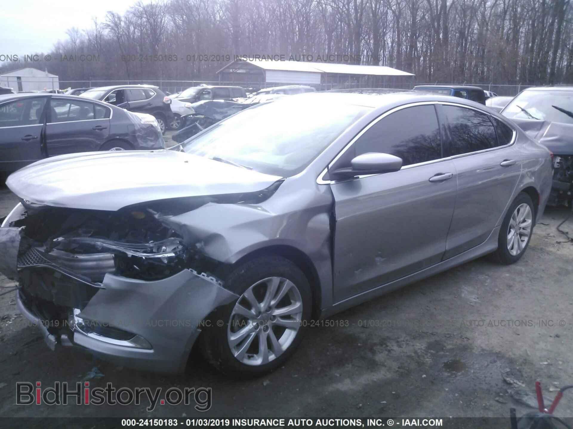 2015 CHRYSLER 200 - VIN: 1C3CCCAB5FN707570 - Photo 2