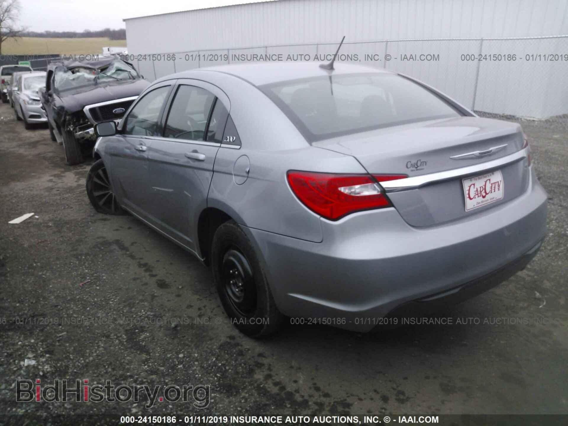 2013 CHRYSLER 200 - VIN: 1C3CCBBB2DN577723 - Photo 3