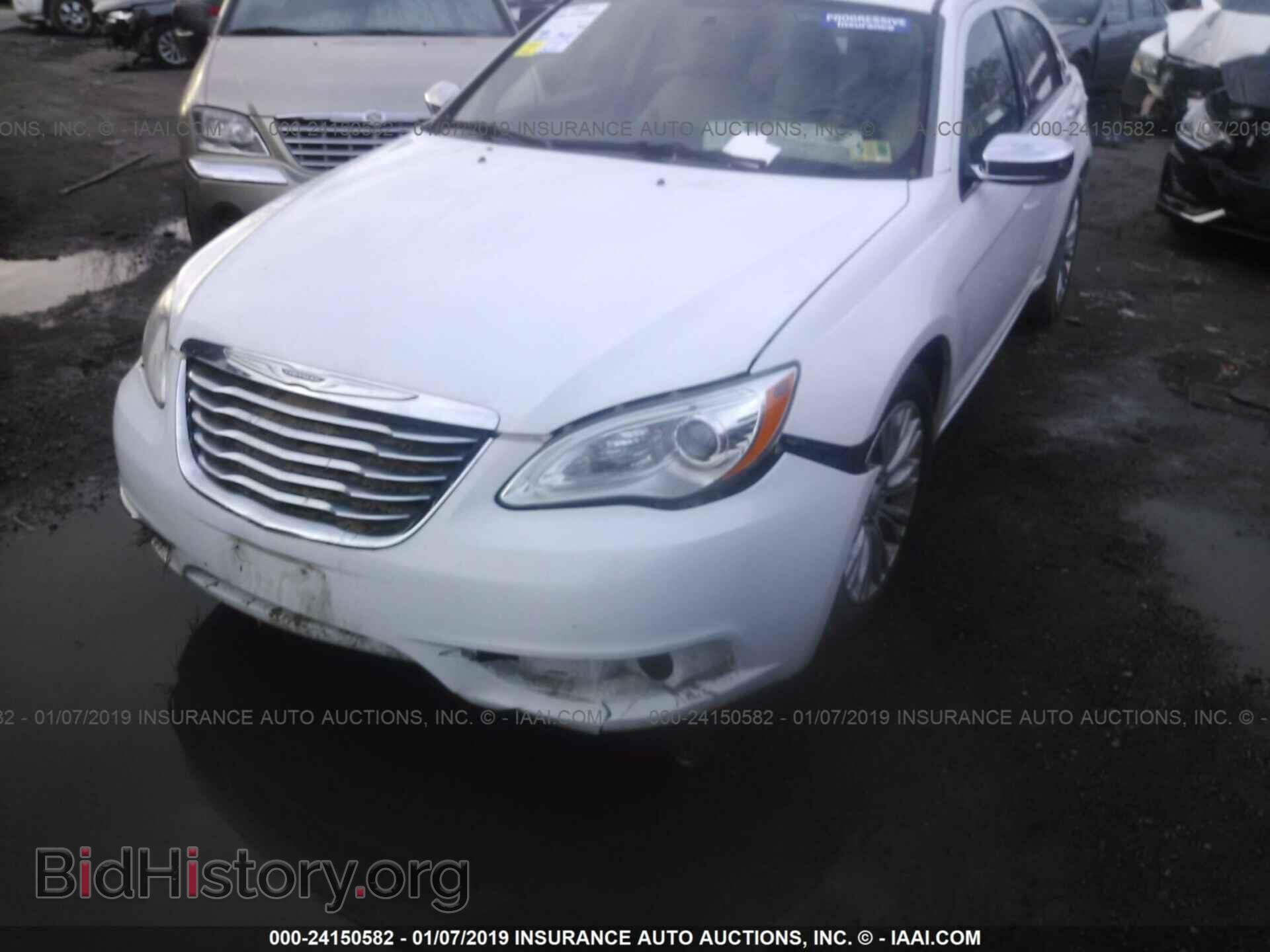 2012 CHRYSLER 200 - VIN: 1C3CCBCG2CN124002 - Фото 6