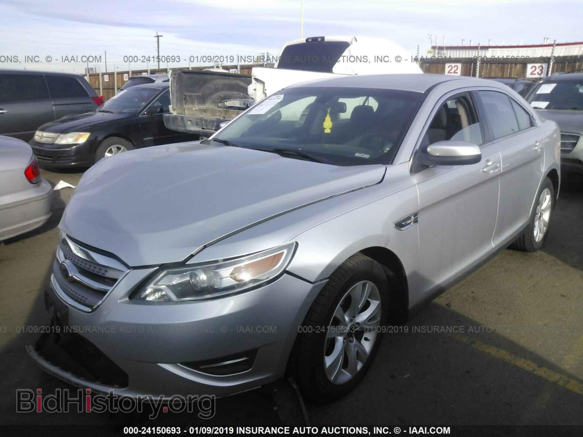 2011 FORD TAURUS - VIN: 1FAHP2HW0BG138043 - Фото 2