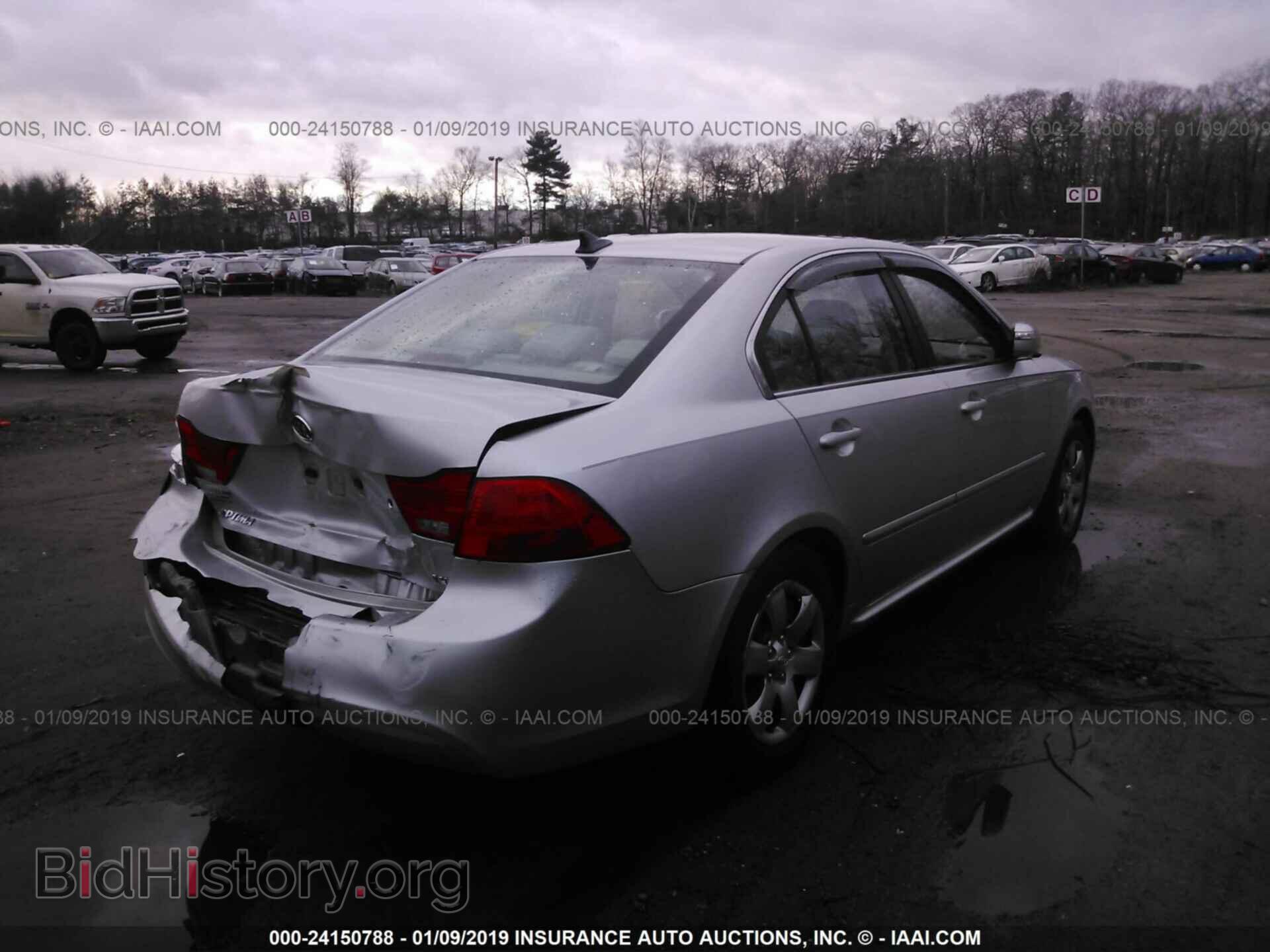 2009 KIA OPTIMA - VIN: KNAGE228895349502 - Фото 4