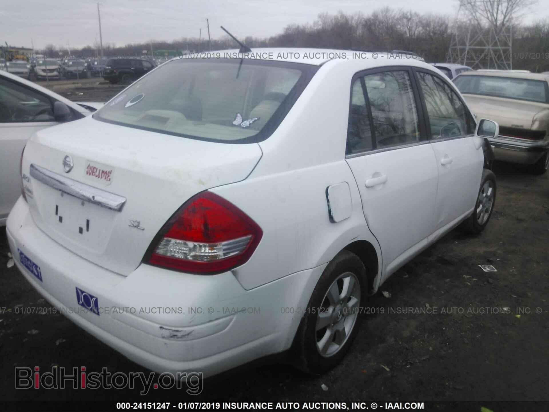 2007 NISSAN VERSA - VIN: 3N1BC11E77L404705 - Фото 4
