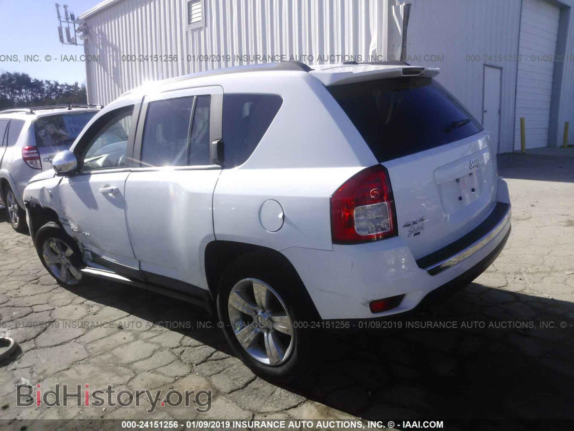 2011 JEEP COMPASS - VIN: 1J4NF5FB3BD216571 - Photo 3