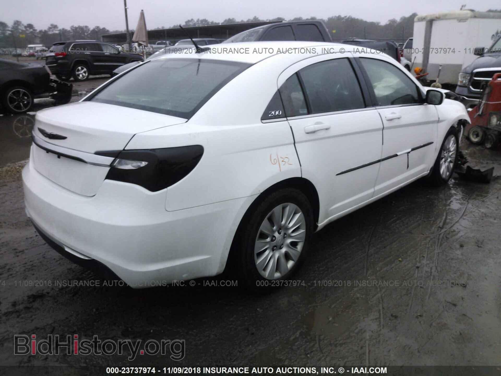 2013 CHRYSLER 200 - VIN: 1C3CCBAB4DN588501 - Фото 4