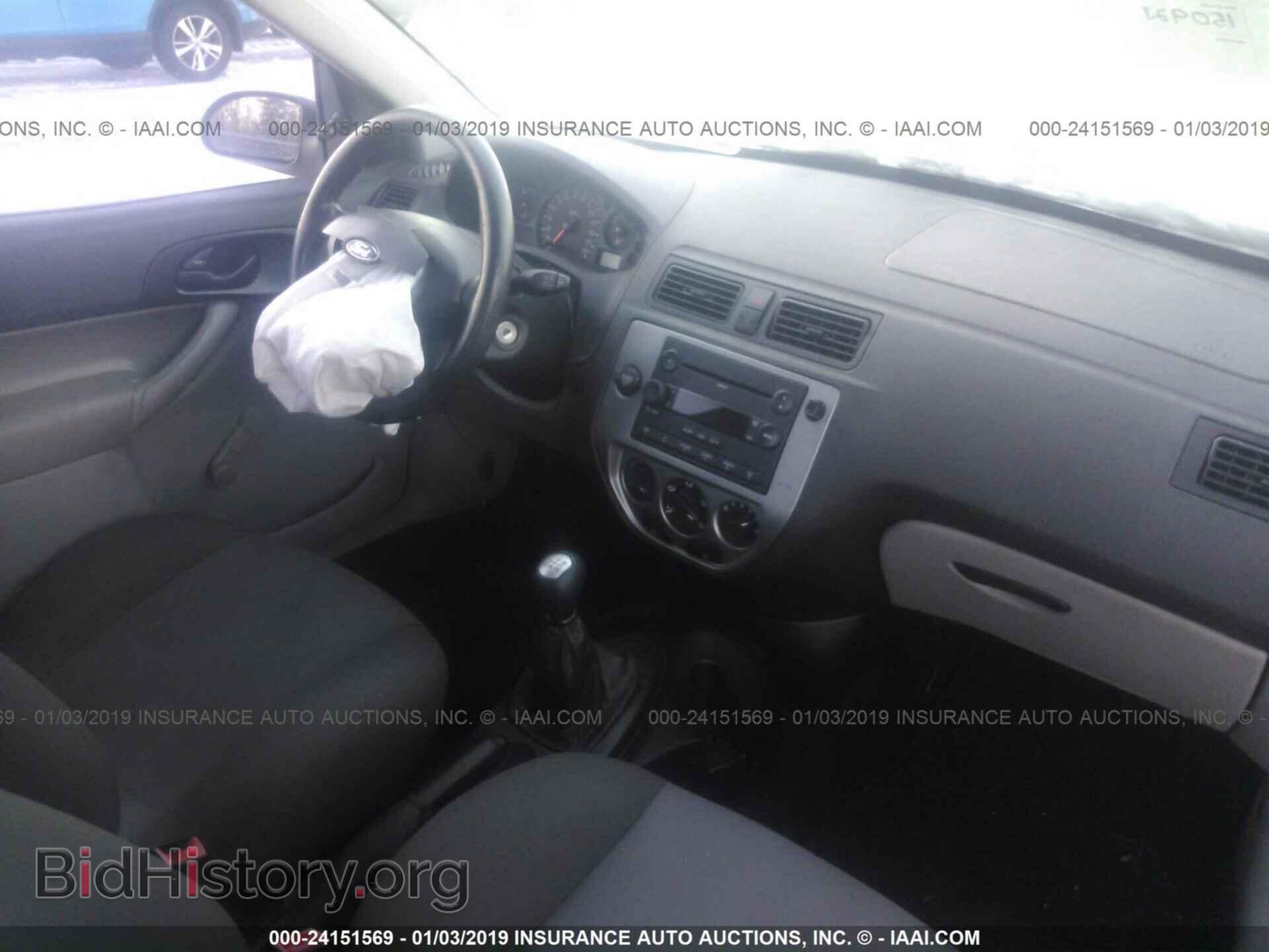 2006 FORD FOCUS - VIN: 1FAFP31N86W230950 - Photo 5