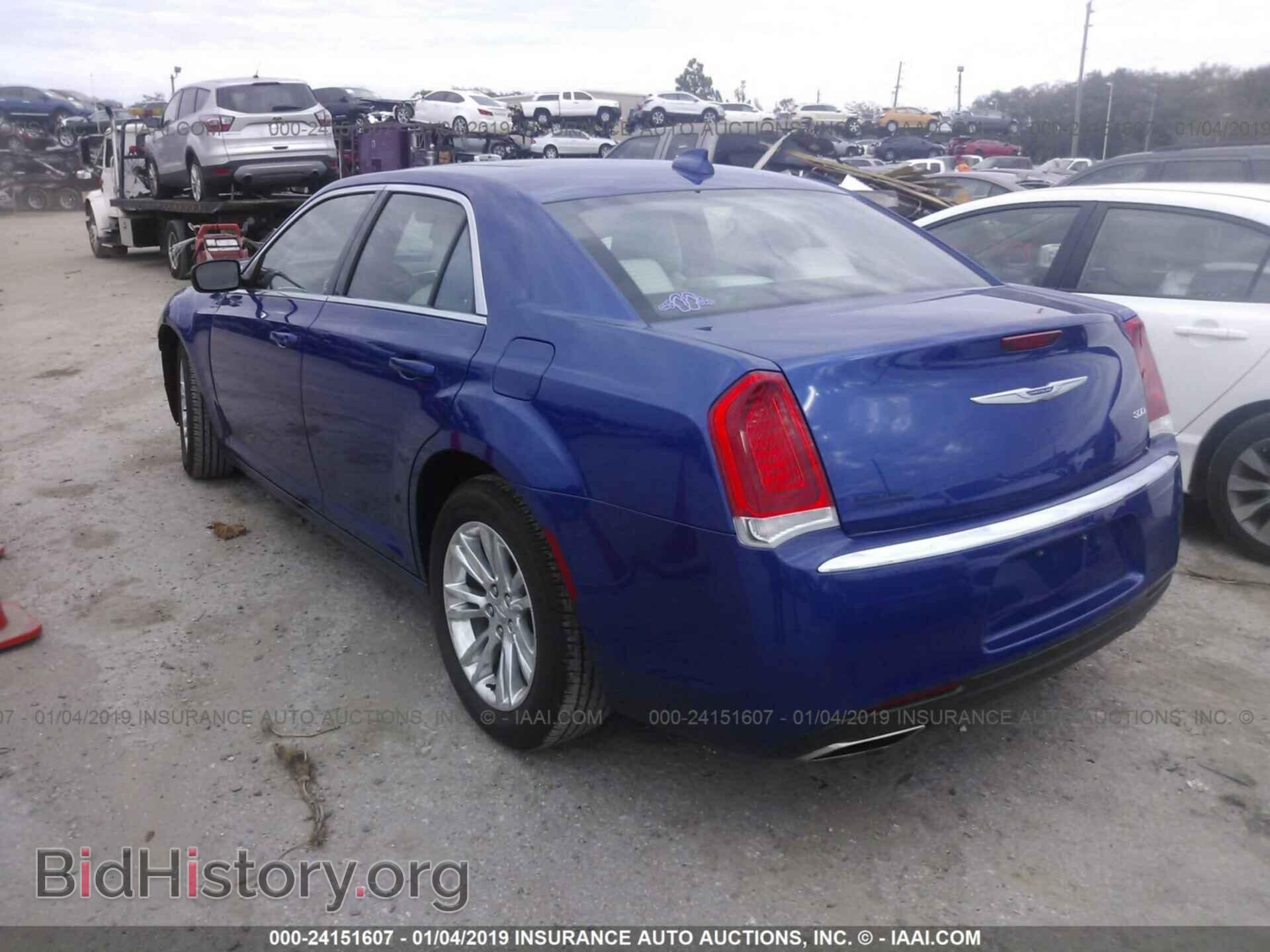 2018 CHRYSLER 300 - VIN: 2C3CCAAG5JH314136 - Фото 3